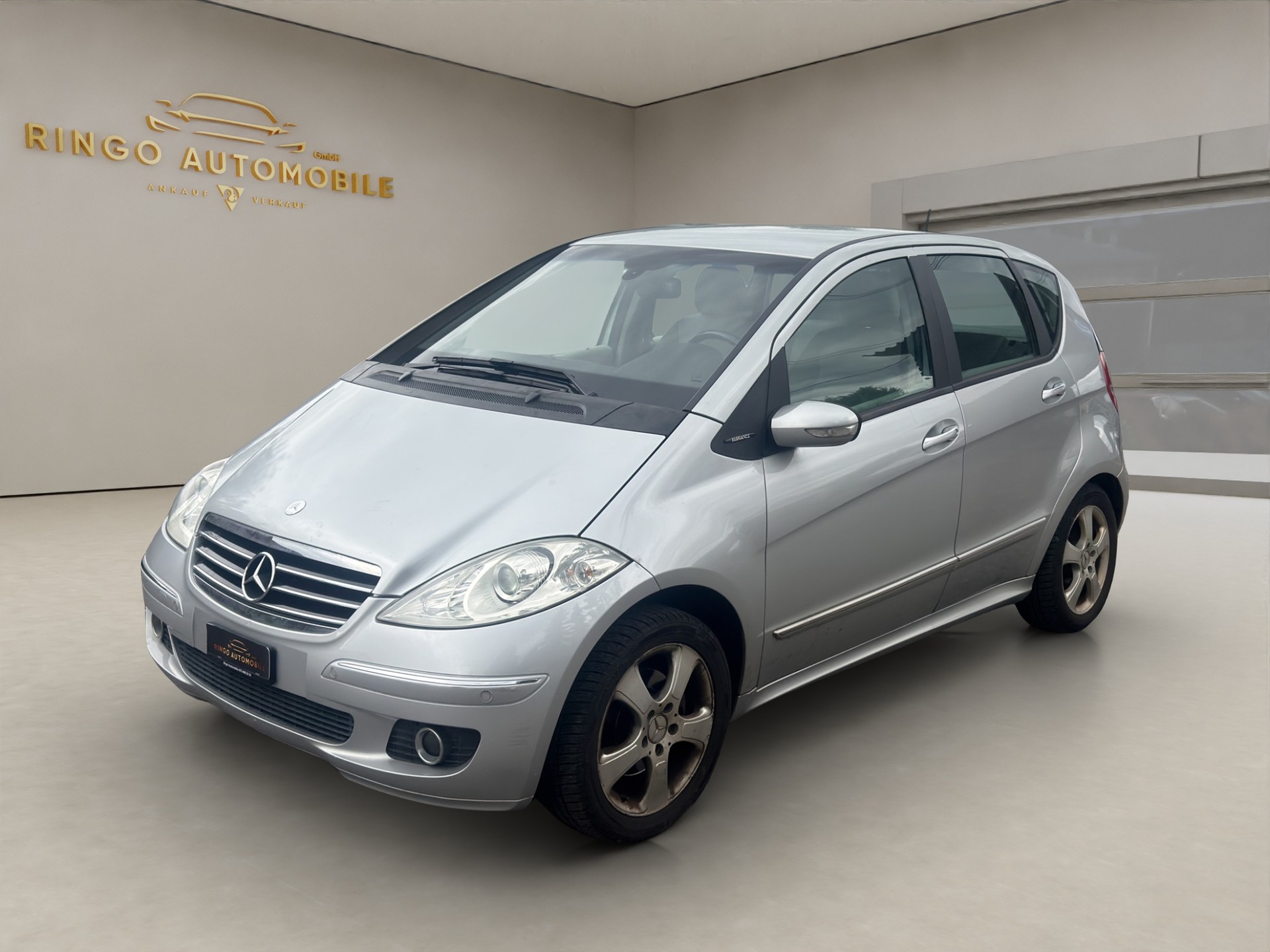 MERCEDES-BENZ A 170 Elégance-image-2