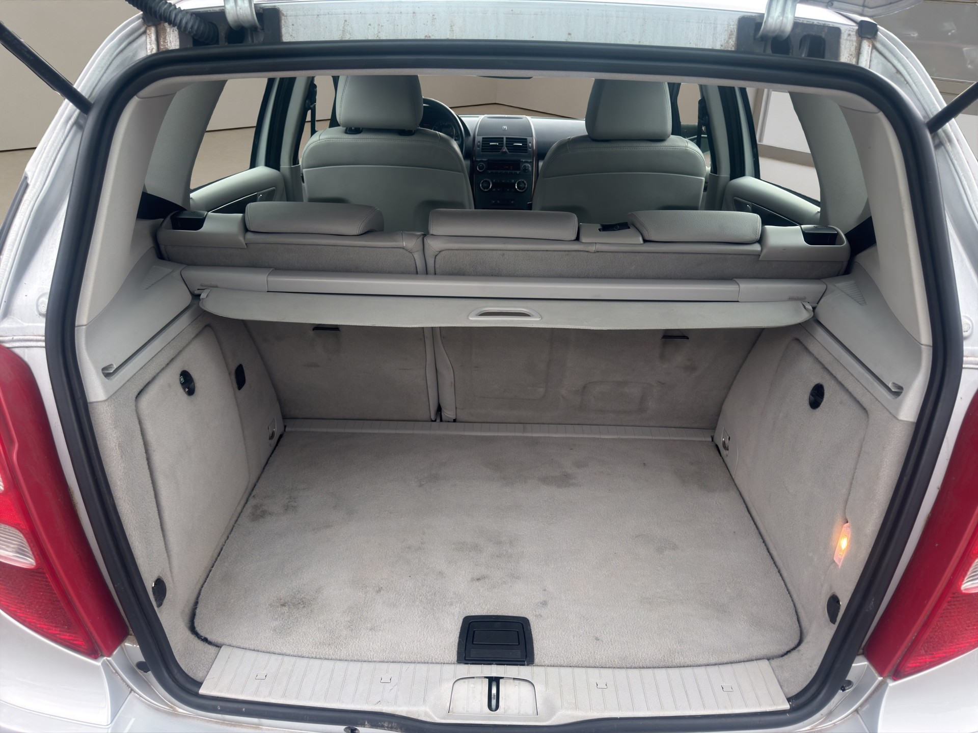 MERCEDES-BENZ A 170 Elégance-image-13