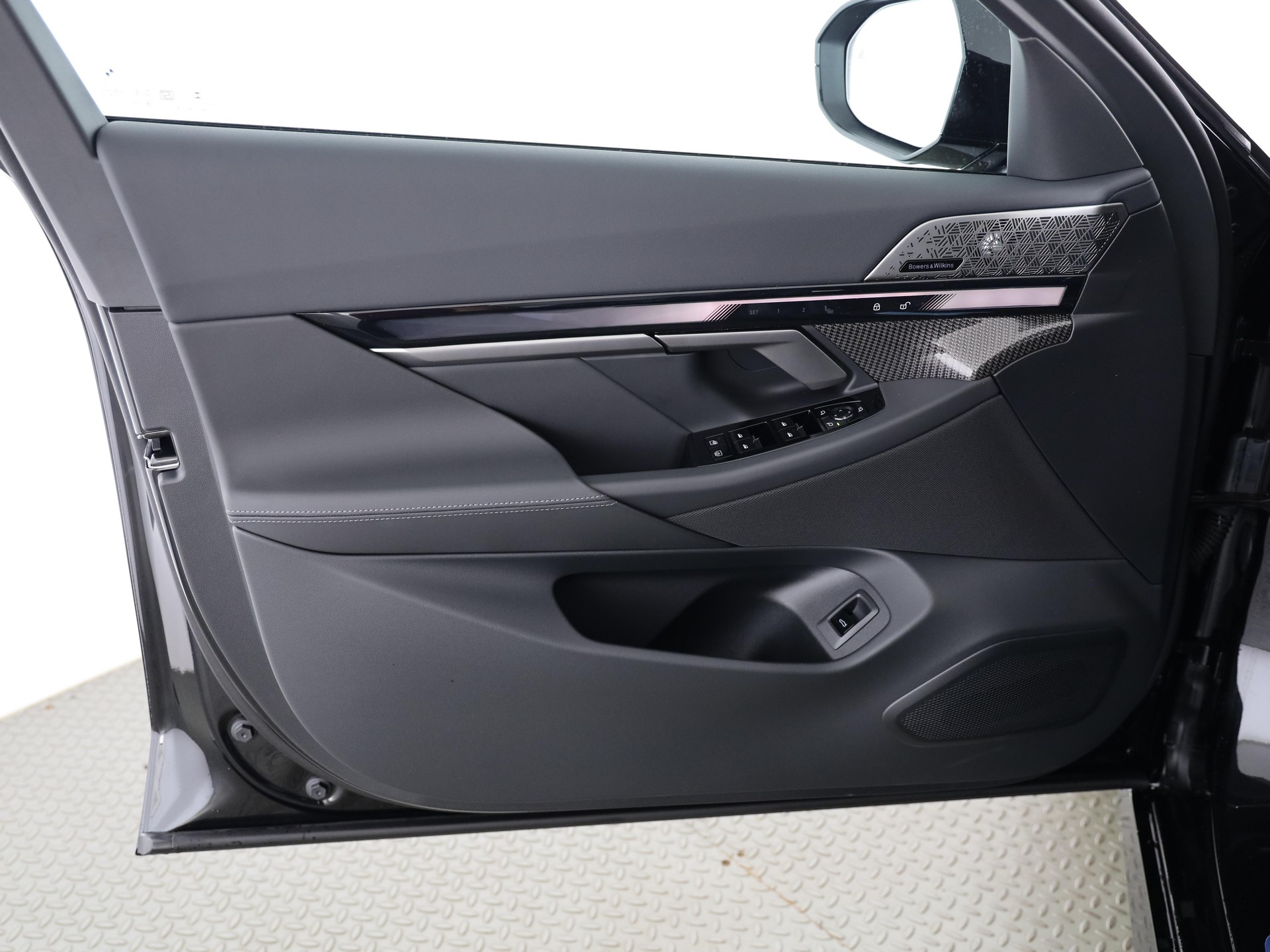 BMW 540d xDrive-image-8