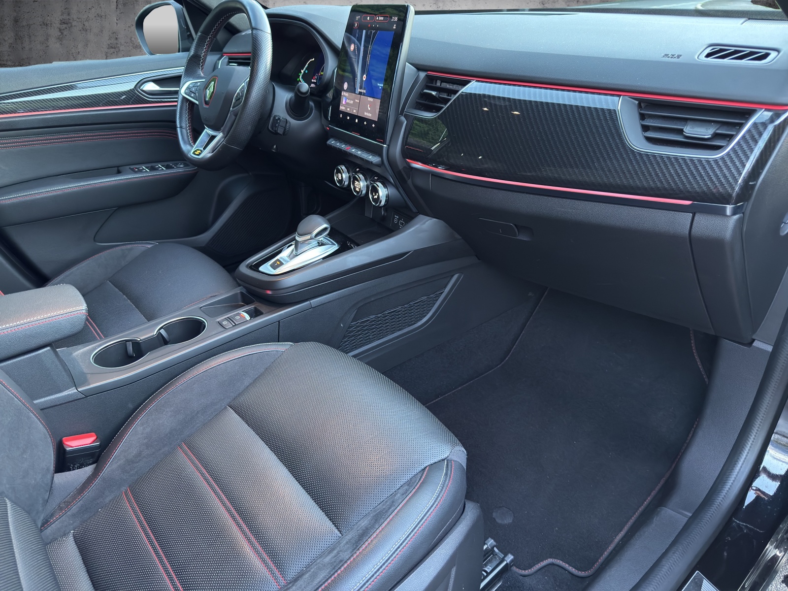 RENAULT Arkana 1.6 E-Tech 145PS R.S.Line-image-9