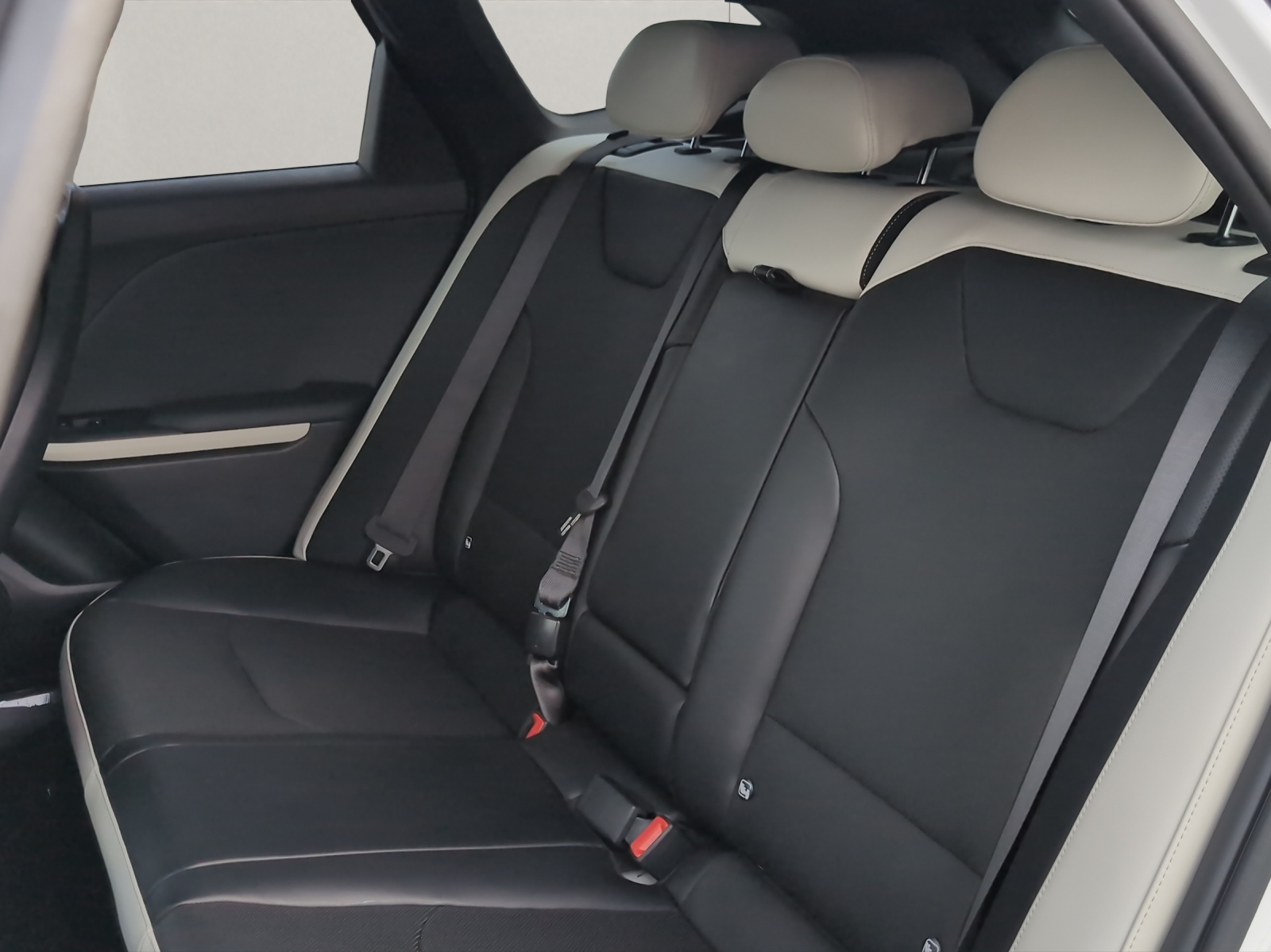 KIA K4 SW 1.6 T-GDi GT-Line-image-16