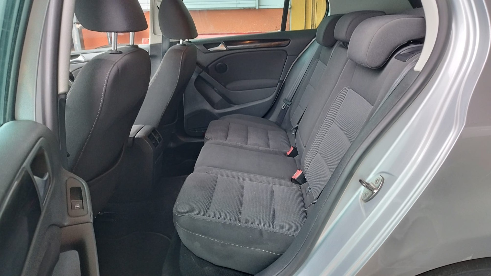 VW Golf 1.4 TSI Highline DSG-image-9