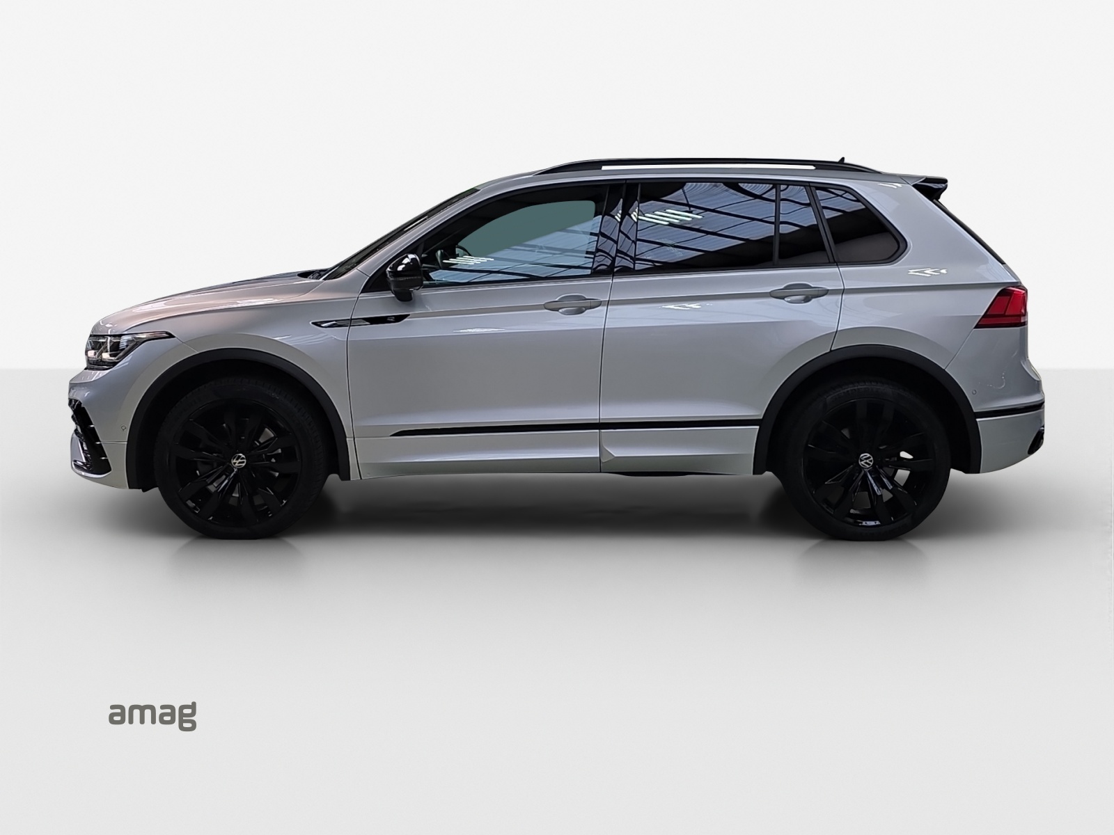 VW Tiguan 2.0TSI R-Line 4Motion DSG-image-1