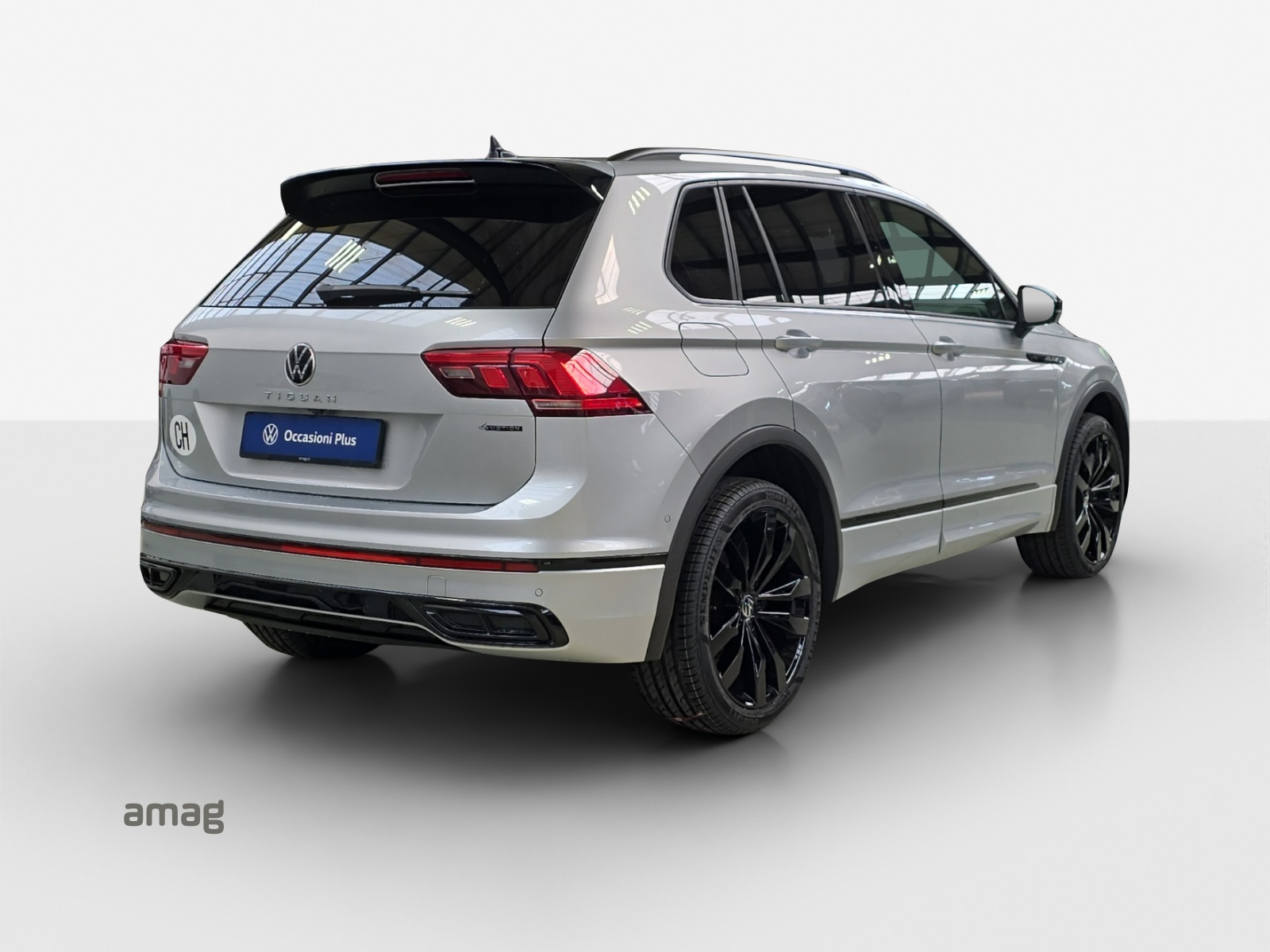 VW Tiguan 2.0TSI R-Line 4Motion DSG-image-4