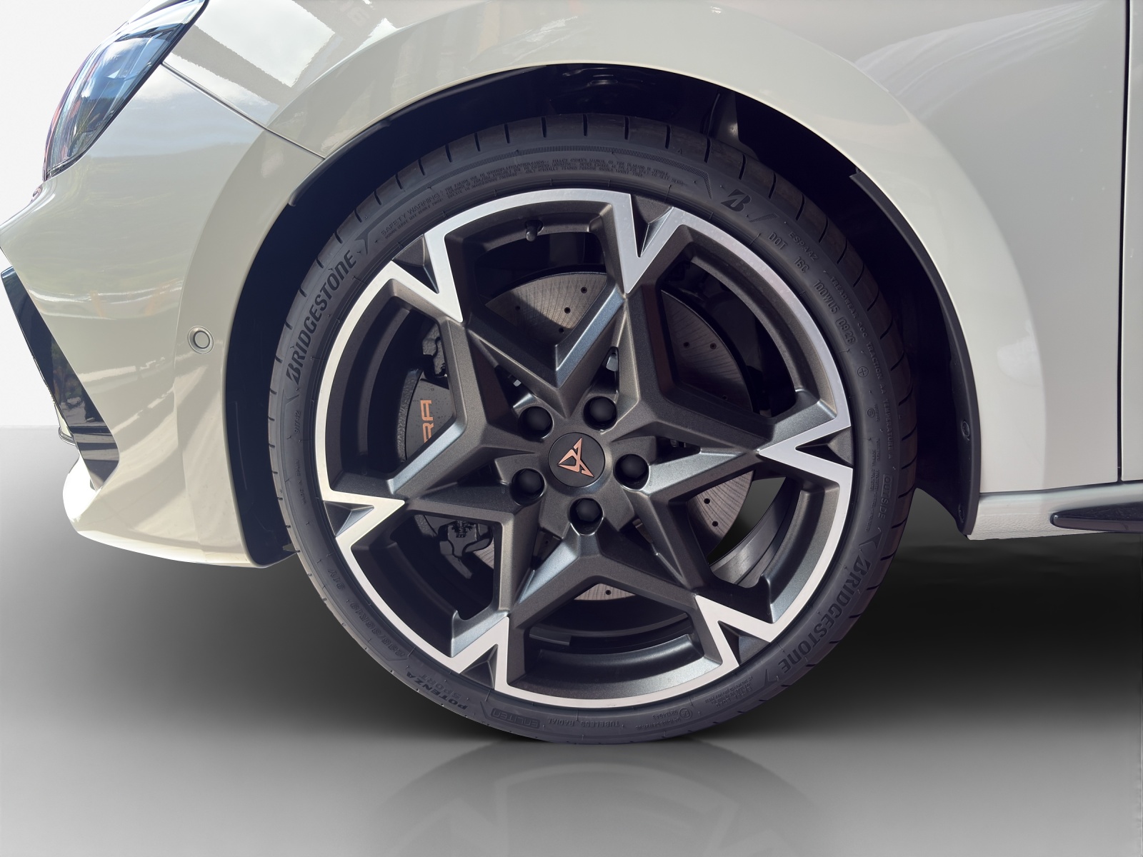 CUPRA LEON ST 2.0 TSI VZ DSG 4Drive-image-13