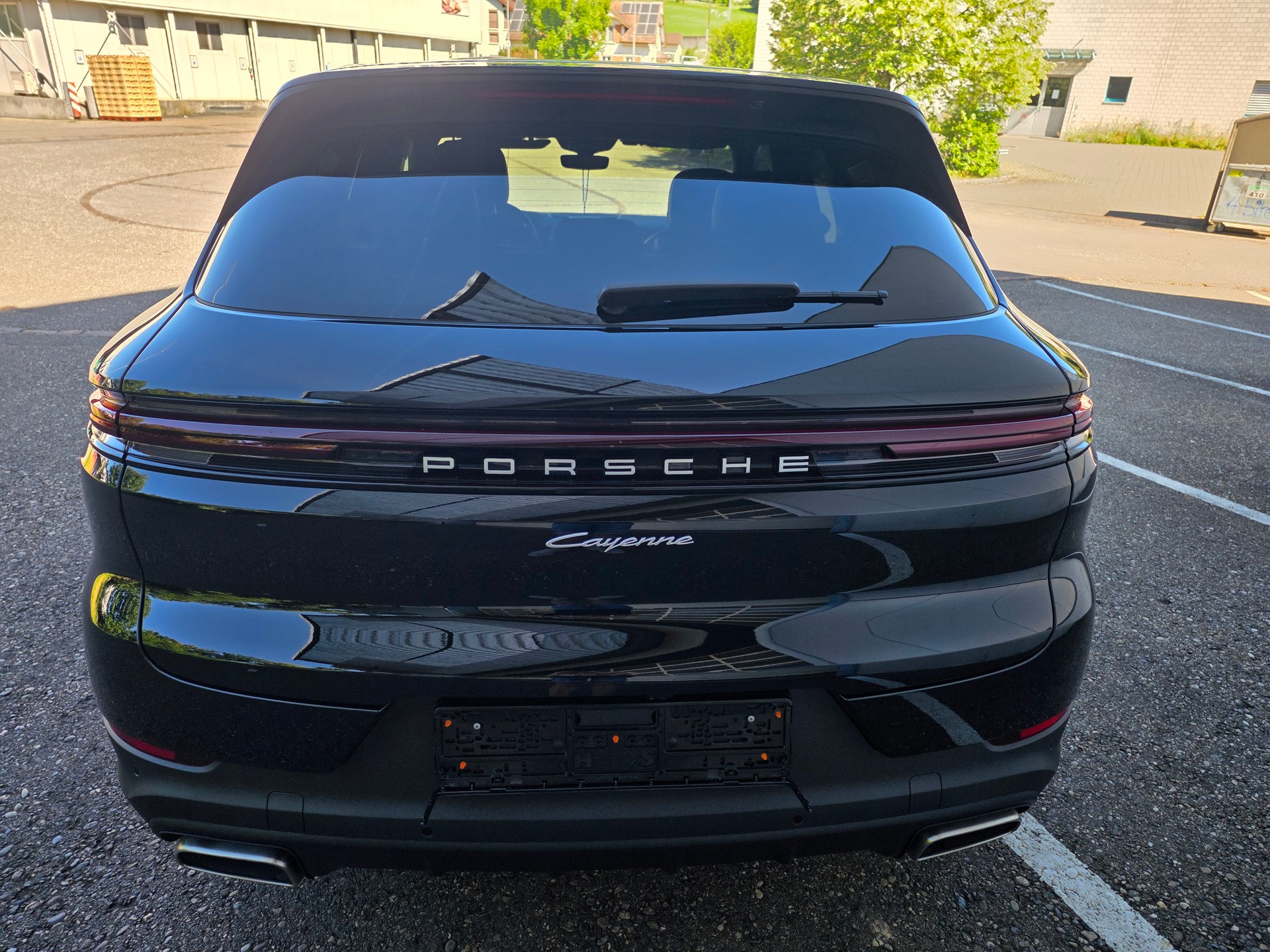 PORSCHE CAYENNE-image-5