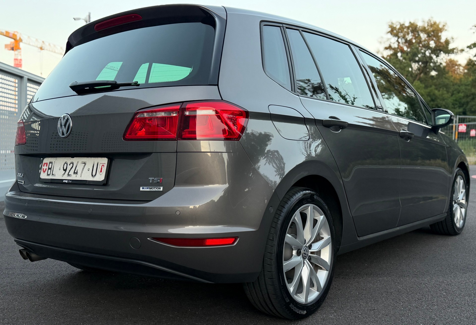VW Golf Sportsvan 1.4 TSI Allstar DSG-image-3