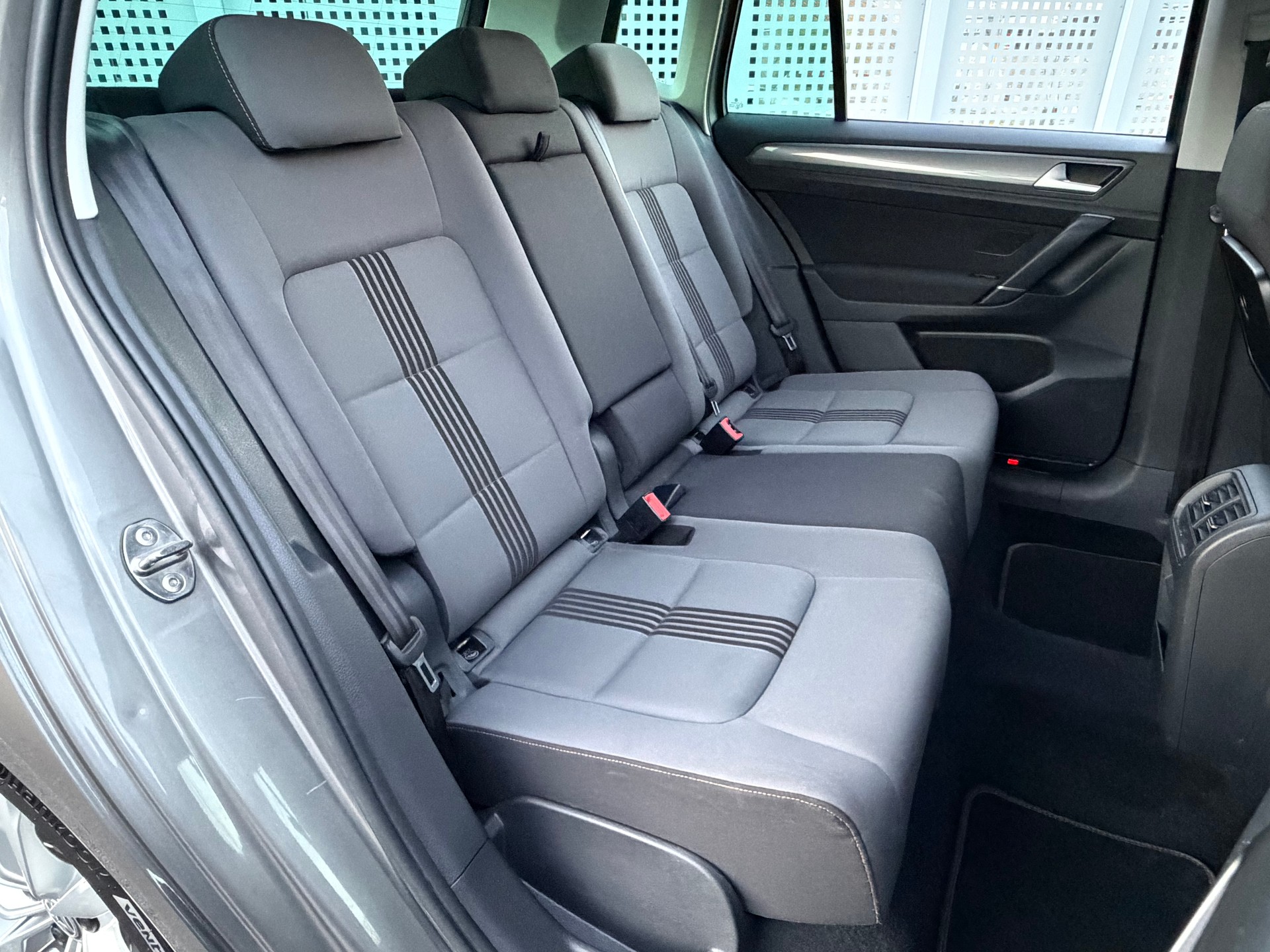 VW Golf Sportsvan 1.4 TSI Allstar DSG-image-21
