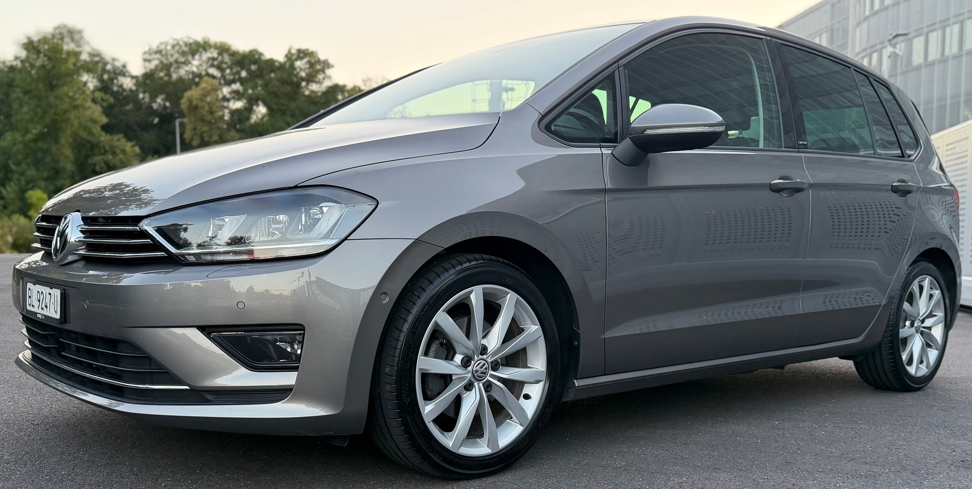 VW Golf Sportsvan 1.4 TSI Allstar DSG-image-9