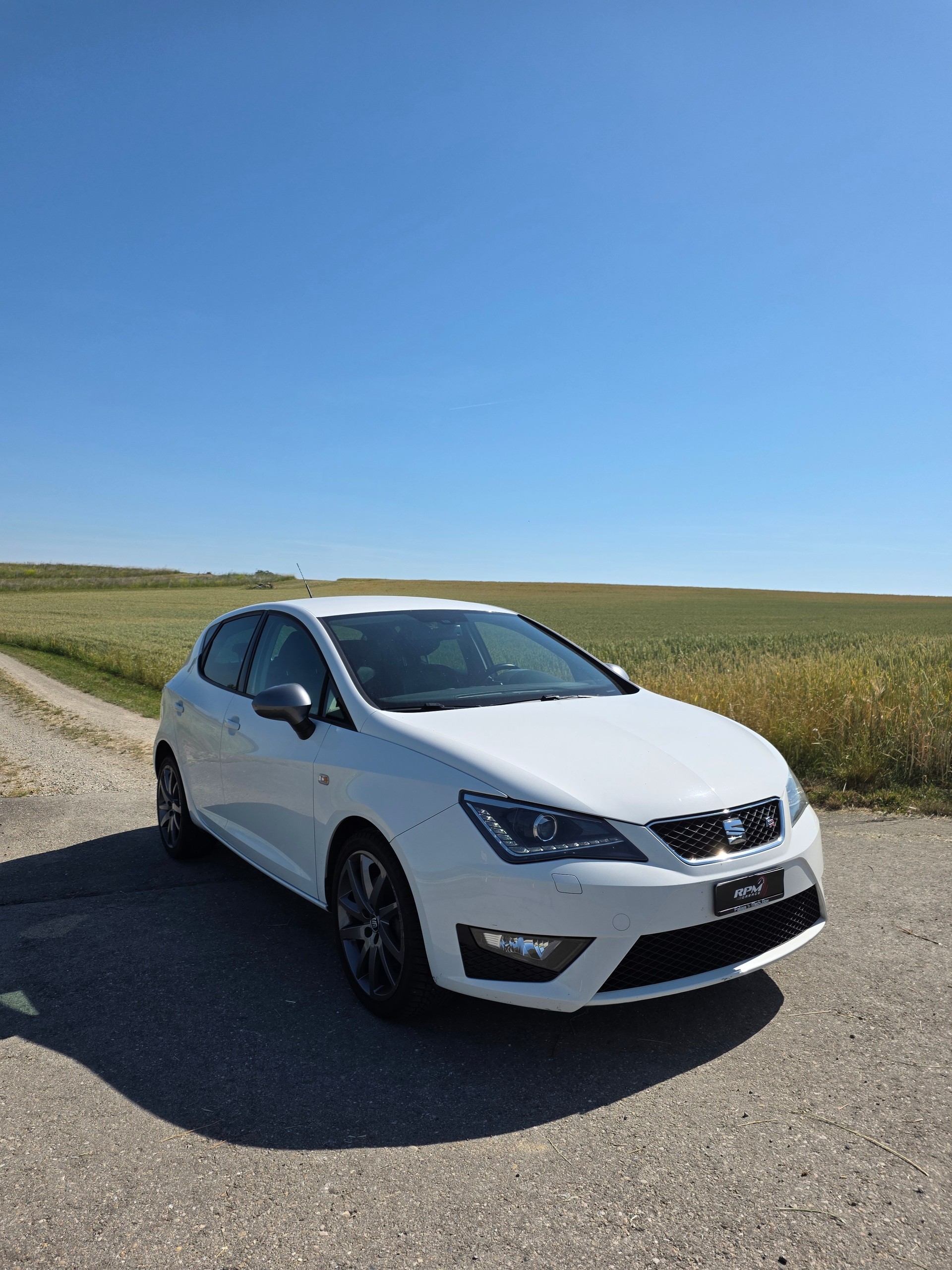 SEAT Ibiza SC 1.6 TDI FR-image-1