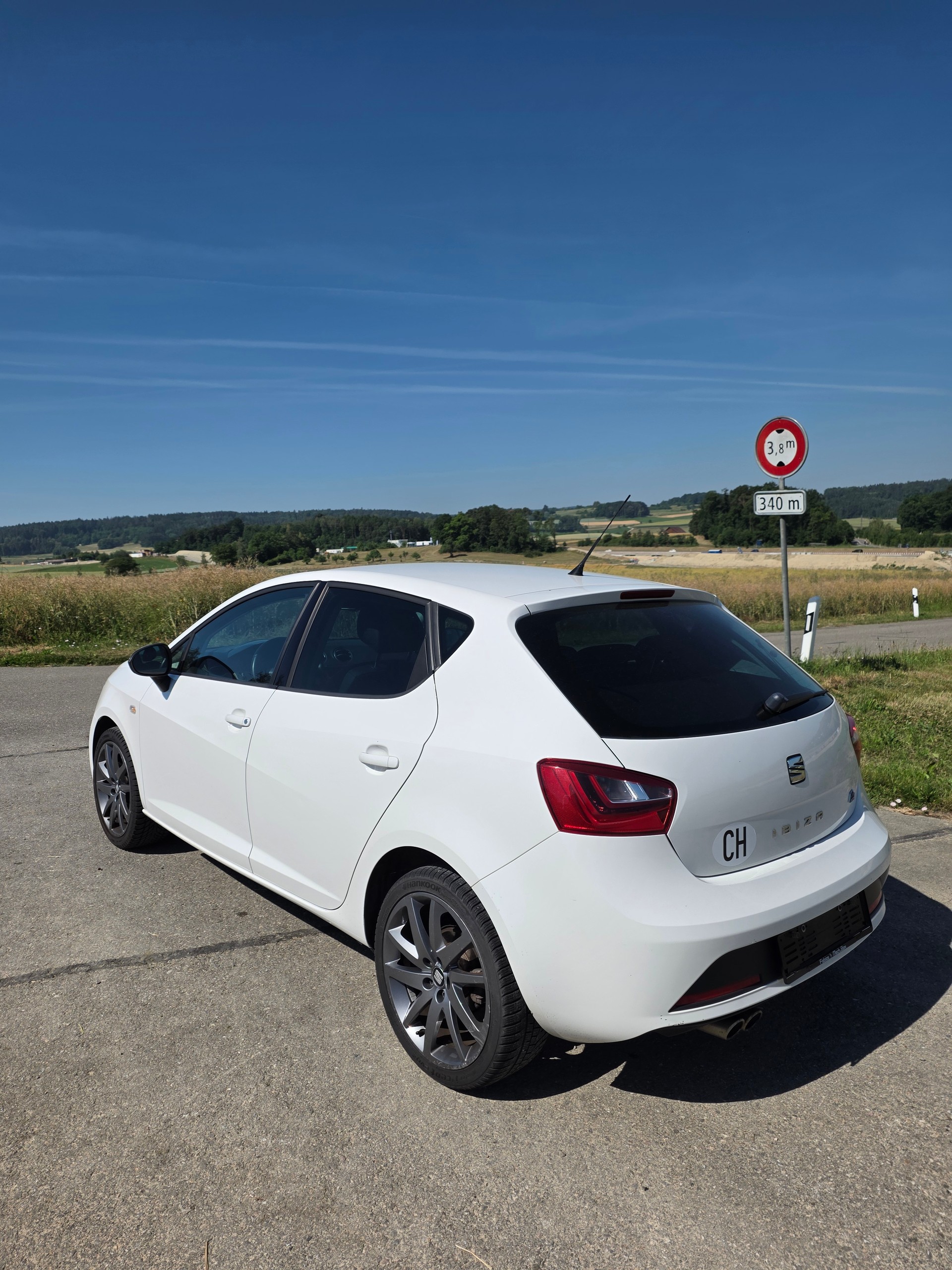 SEAT Ibiza SC 1.6 TDI FR-image-6