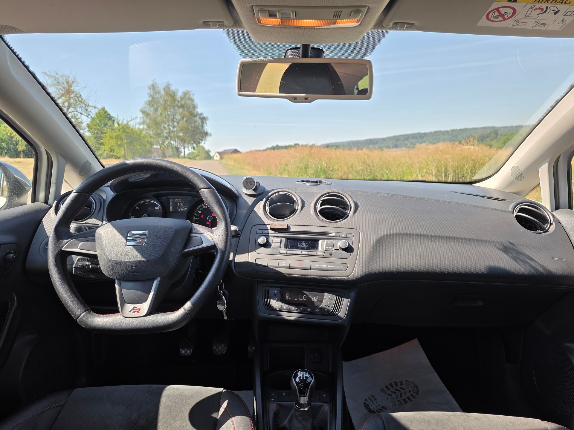 SEAT Ibiza SC 1.6 TDI FR-image-10