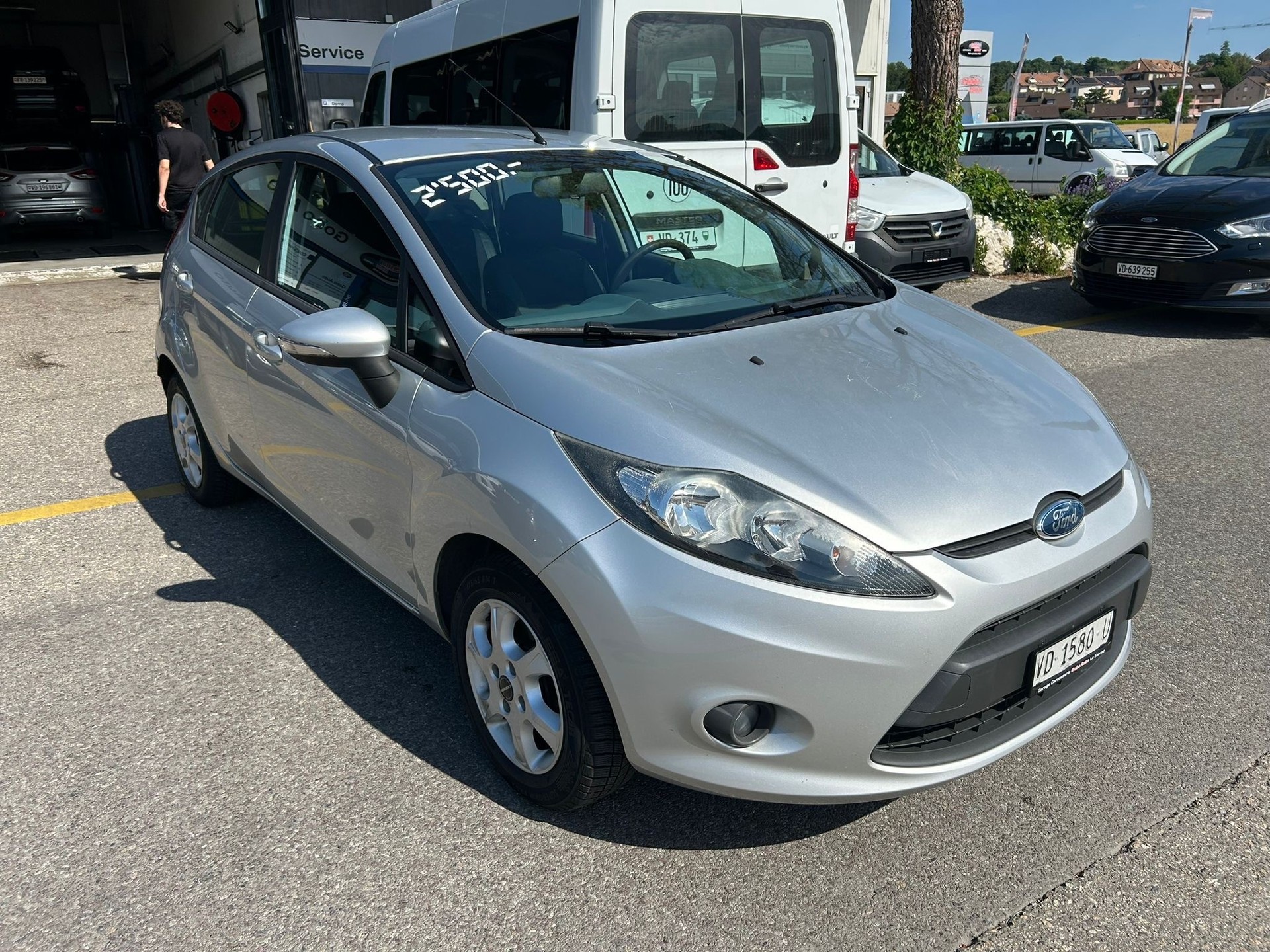 FORD Fiesta 1.4 16V Titanium-image-0