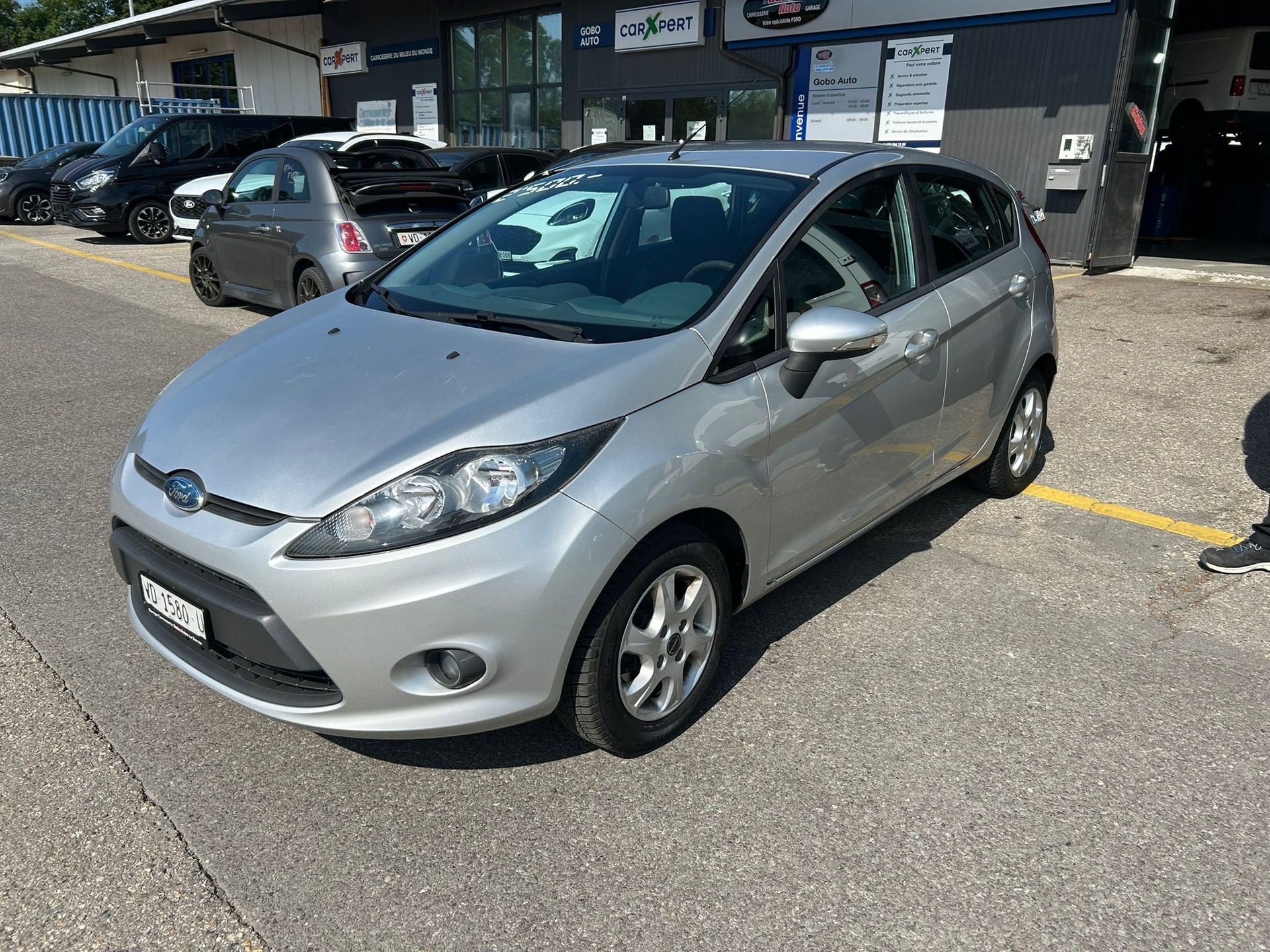 FORD Fiesta 1.4 16V Titanium-image-1