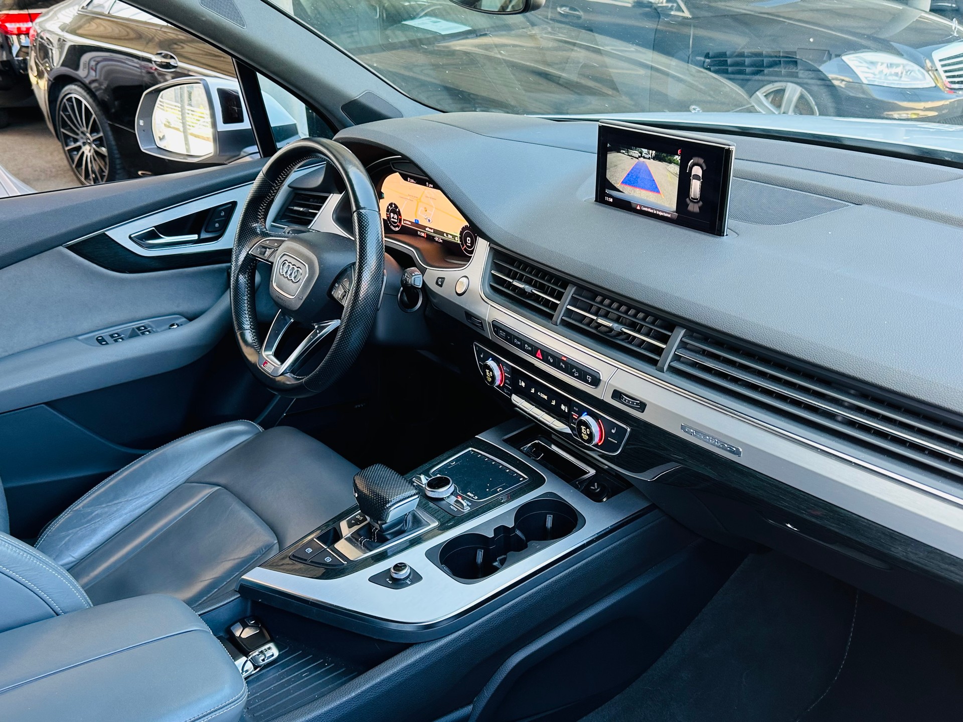 AUDI Q7 3.0 TDI quattro tiptronic-image-13
