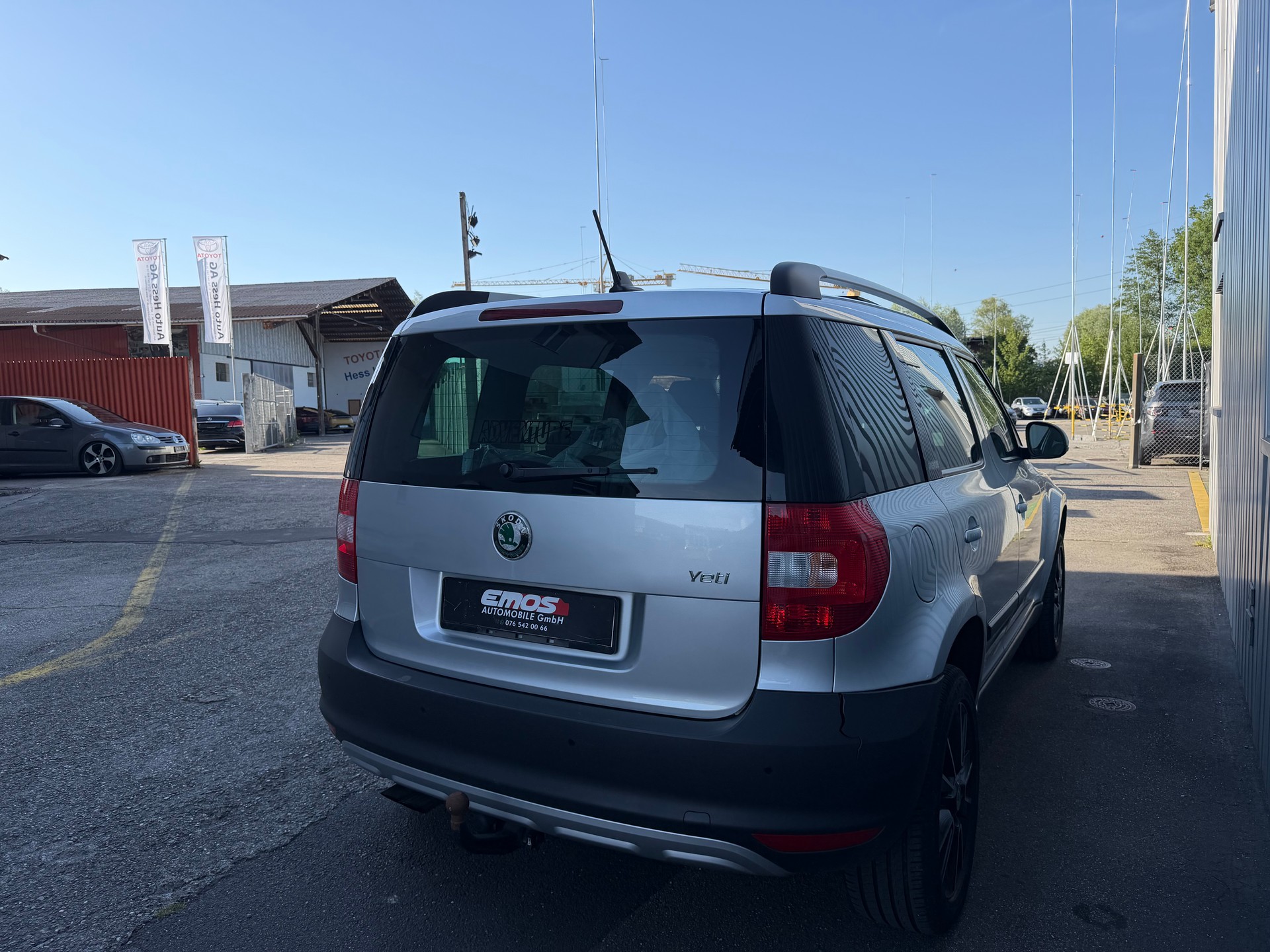 SKODA Yeti 2.0 TDI Adventure 4x4 DSG-image-6