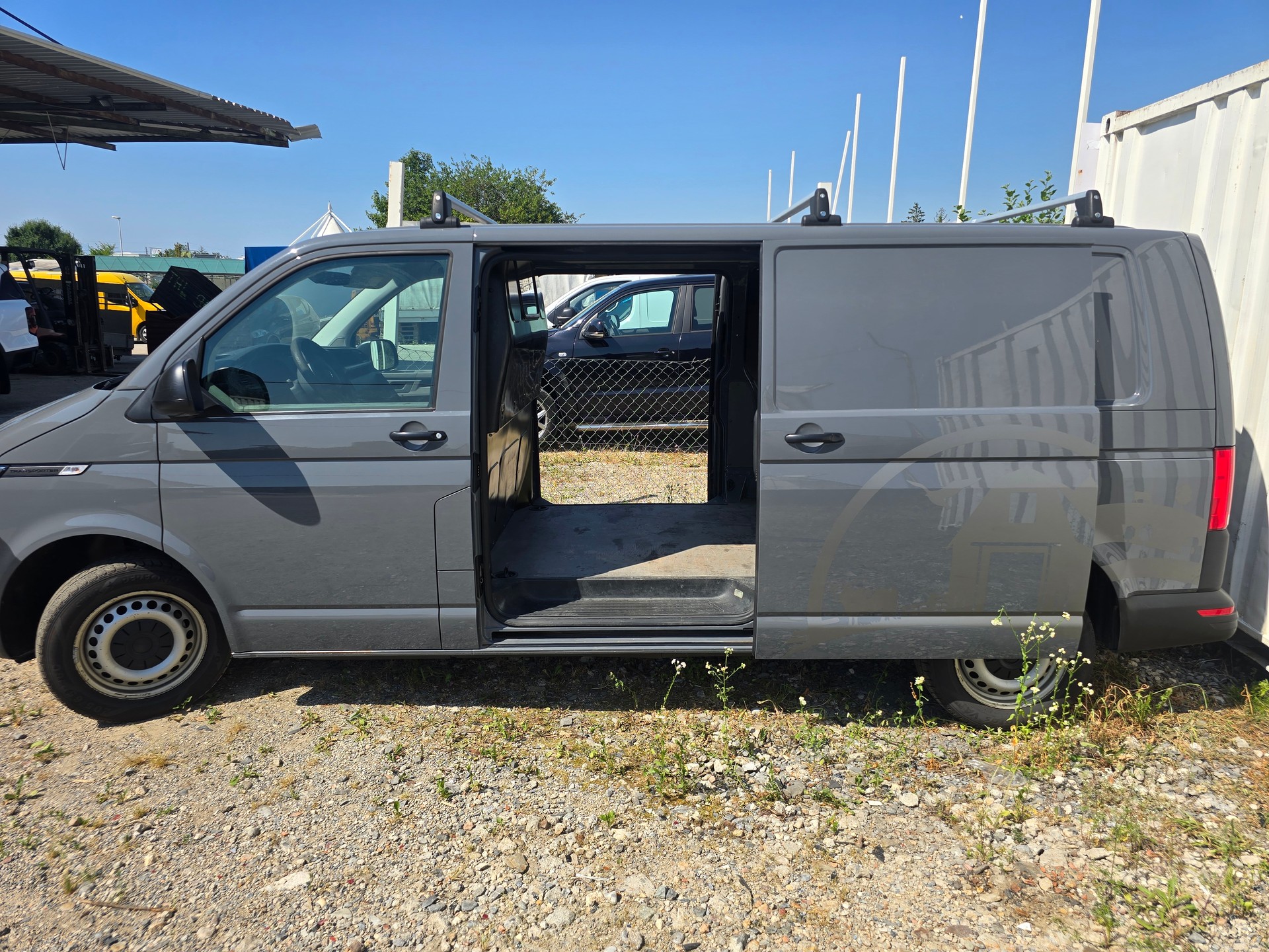 VW T6.1 2.0 TDI-image-12