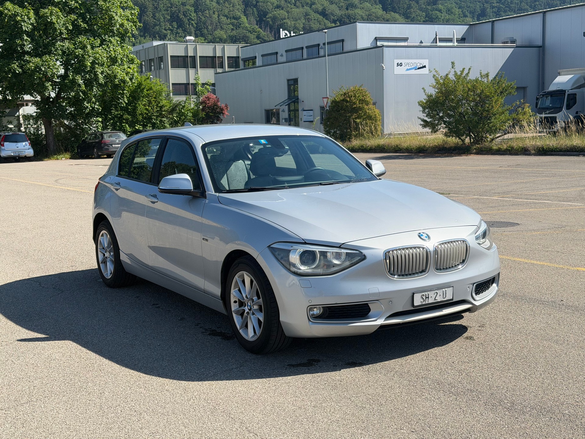 BMW 118d Sport Line Steptronic-image-2