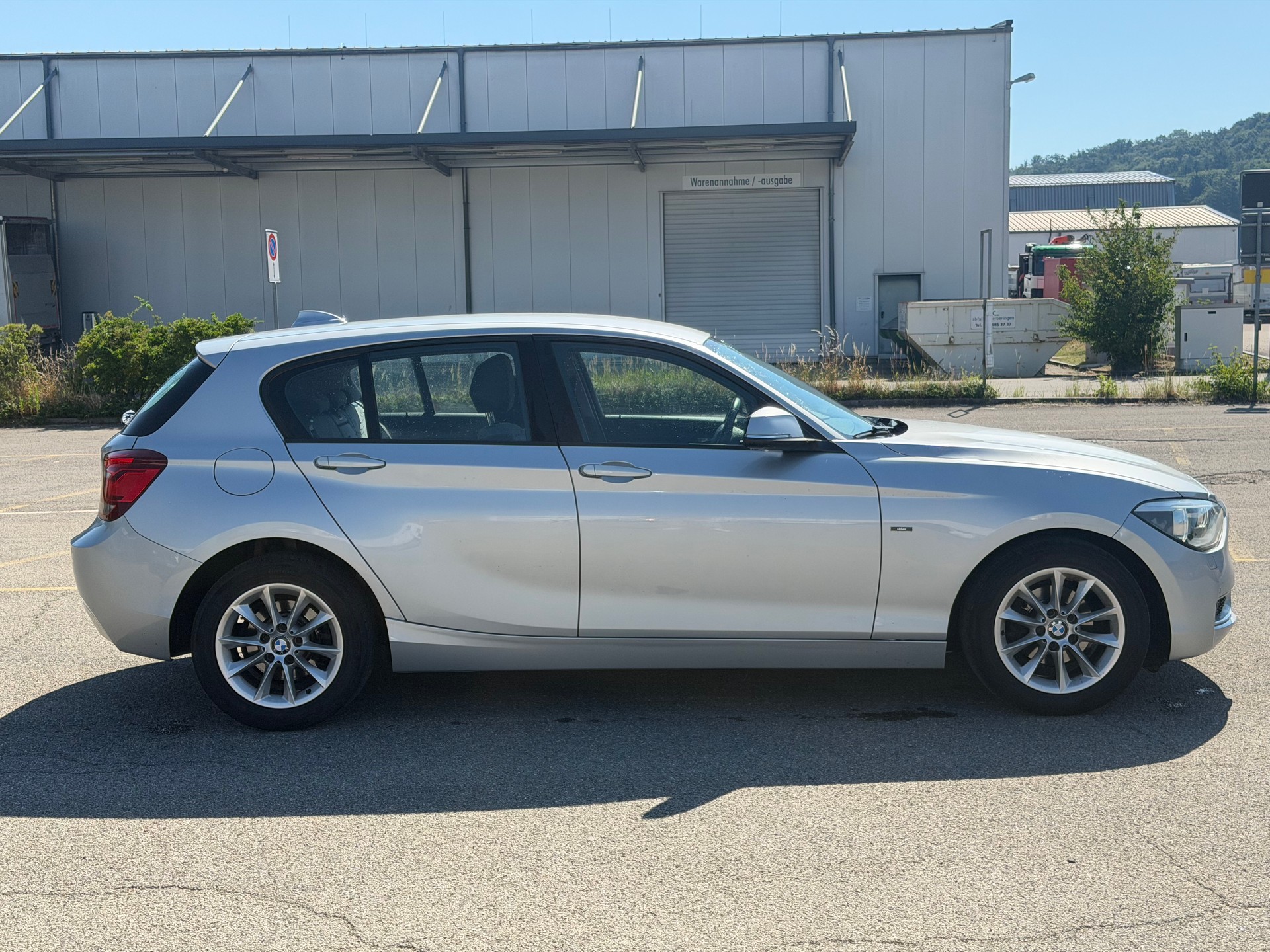 BMW 118d Sport Line Steptronic-image-3