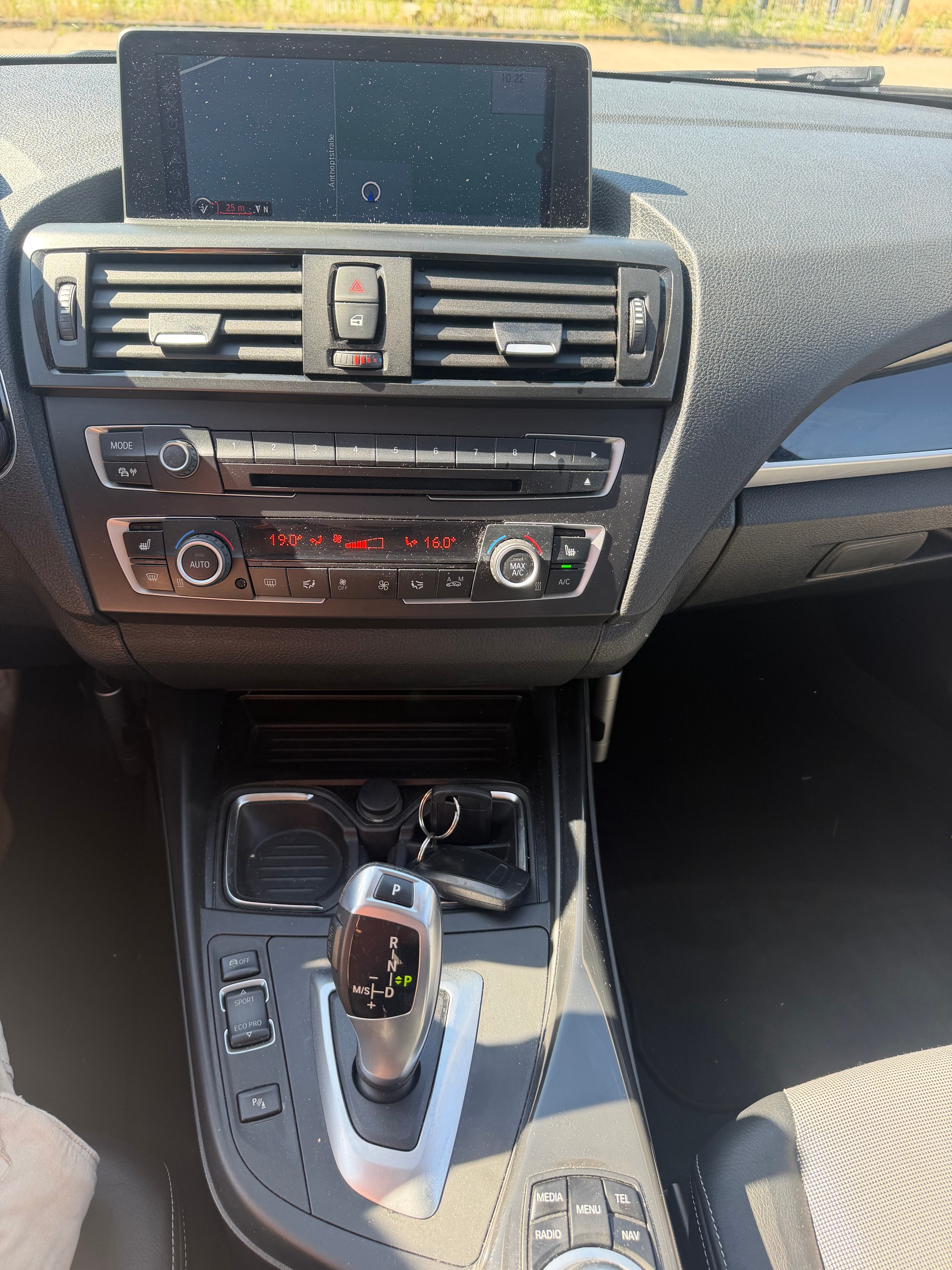 BMW 118d Sport Line Steptronic-image-11