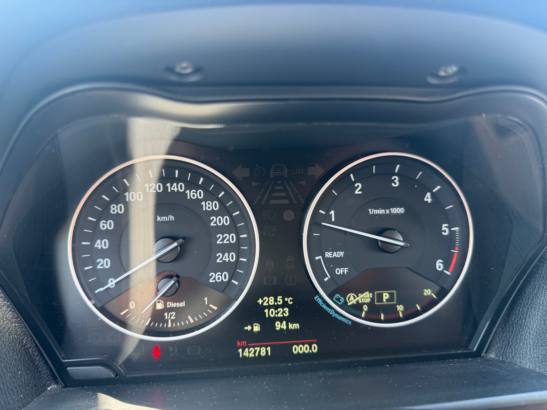 BMW 118d Sport Line Steptronic-image-12