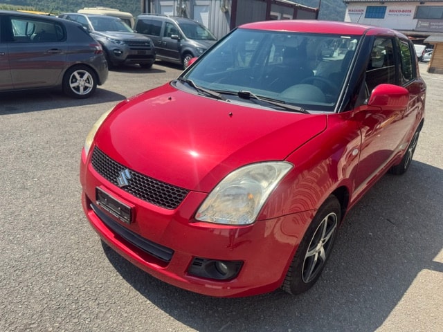SUZUKI Swift 1.3i 16V GL Top Piz Sulai LE 4x4-image-2