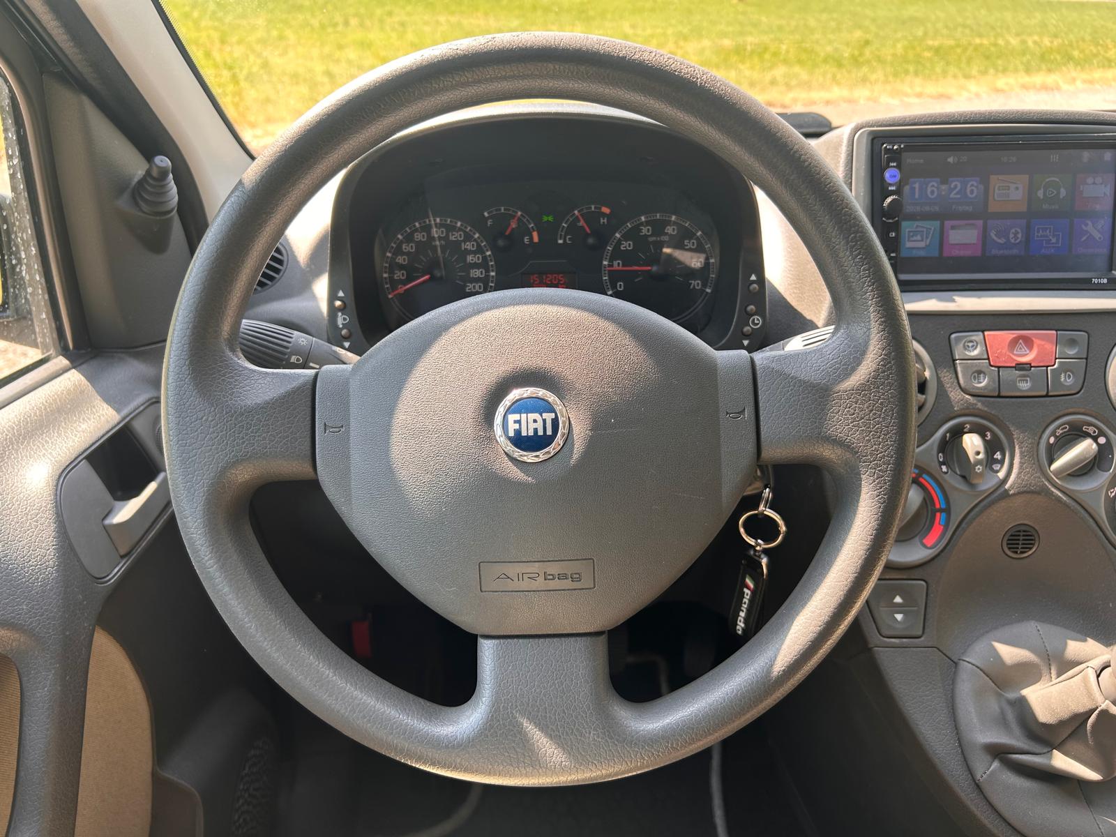 FIAT Panda 1.2 Emotion-image-17