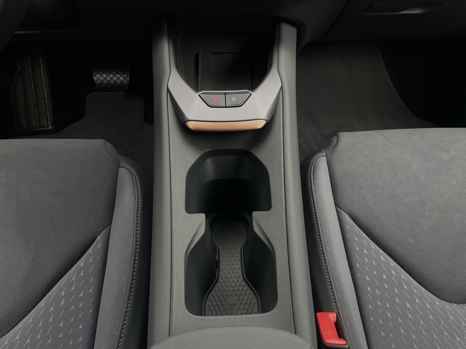 CUPRA Raval 52 kWh Dynamic+ Launch Edition-image-14