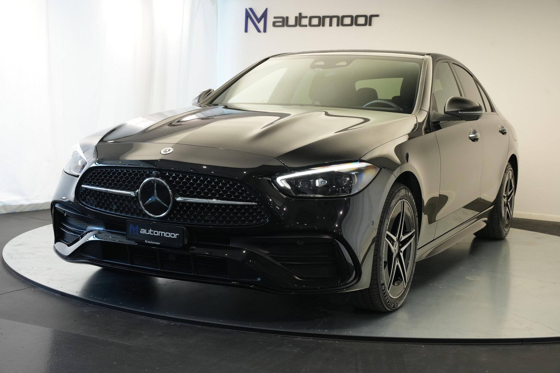 MERCEDES-BENZ C 300e 4Matic AMG Line *CH-Fahrzeug*-image-40