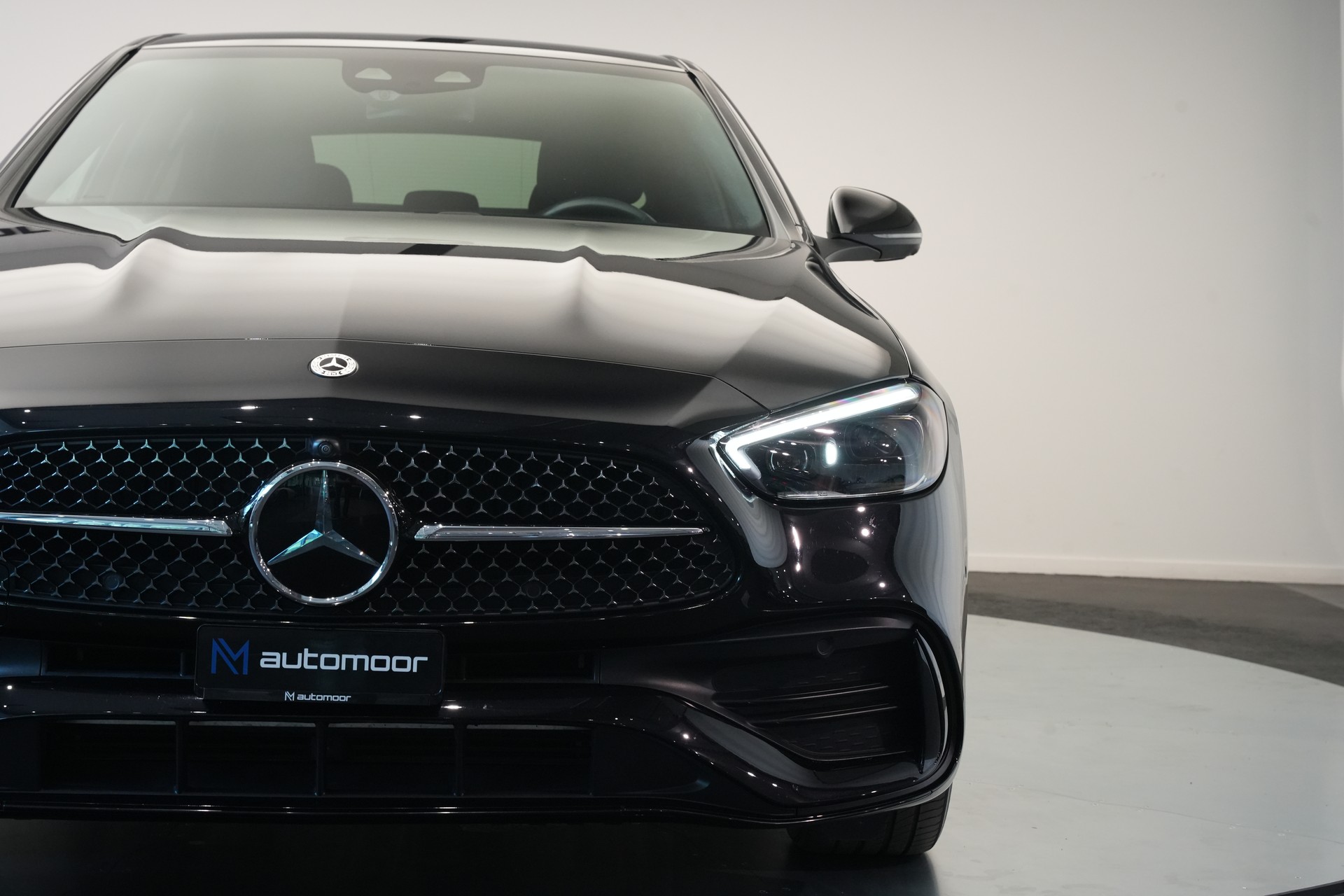 MERCEDES-BENZ C 300e 4Matic AMG Line *CH-Fahrzeug*-image-38
