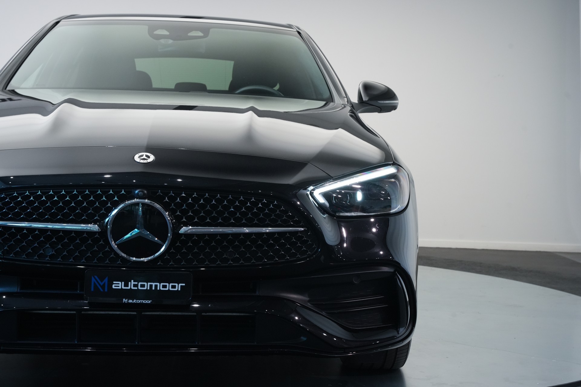 MERCEDES-BENZ C 300e 4Matic AMG Line *CH-Fahrzeug*-image-41
