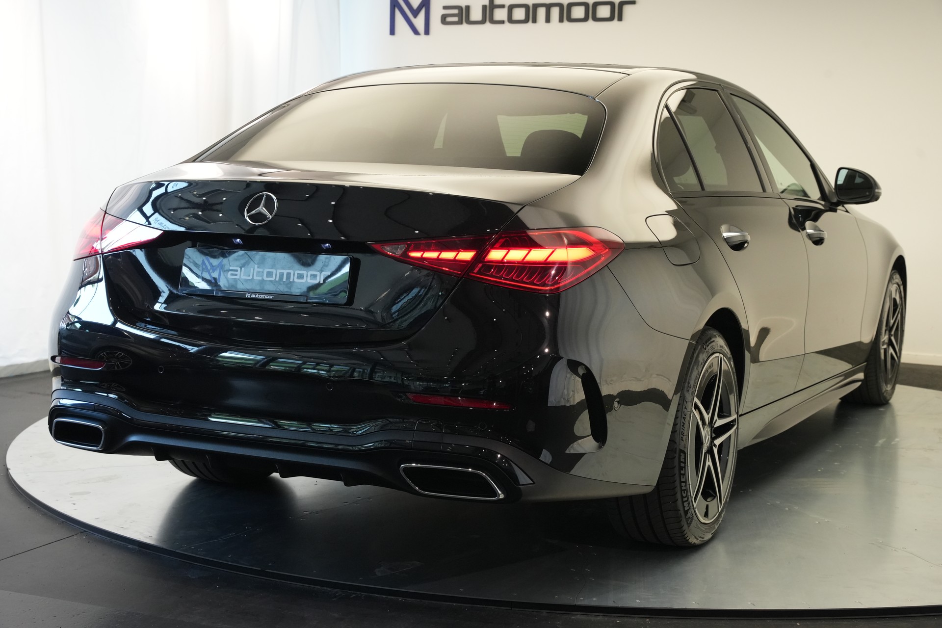 MERCEDES-BENZ C 300e 4Matic AMG Line *CH-Fahrzeug*-image-35