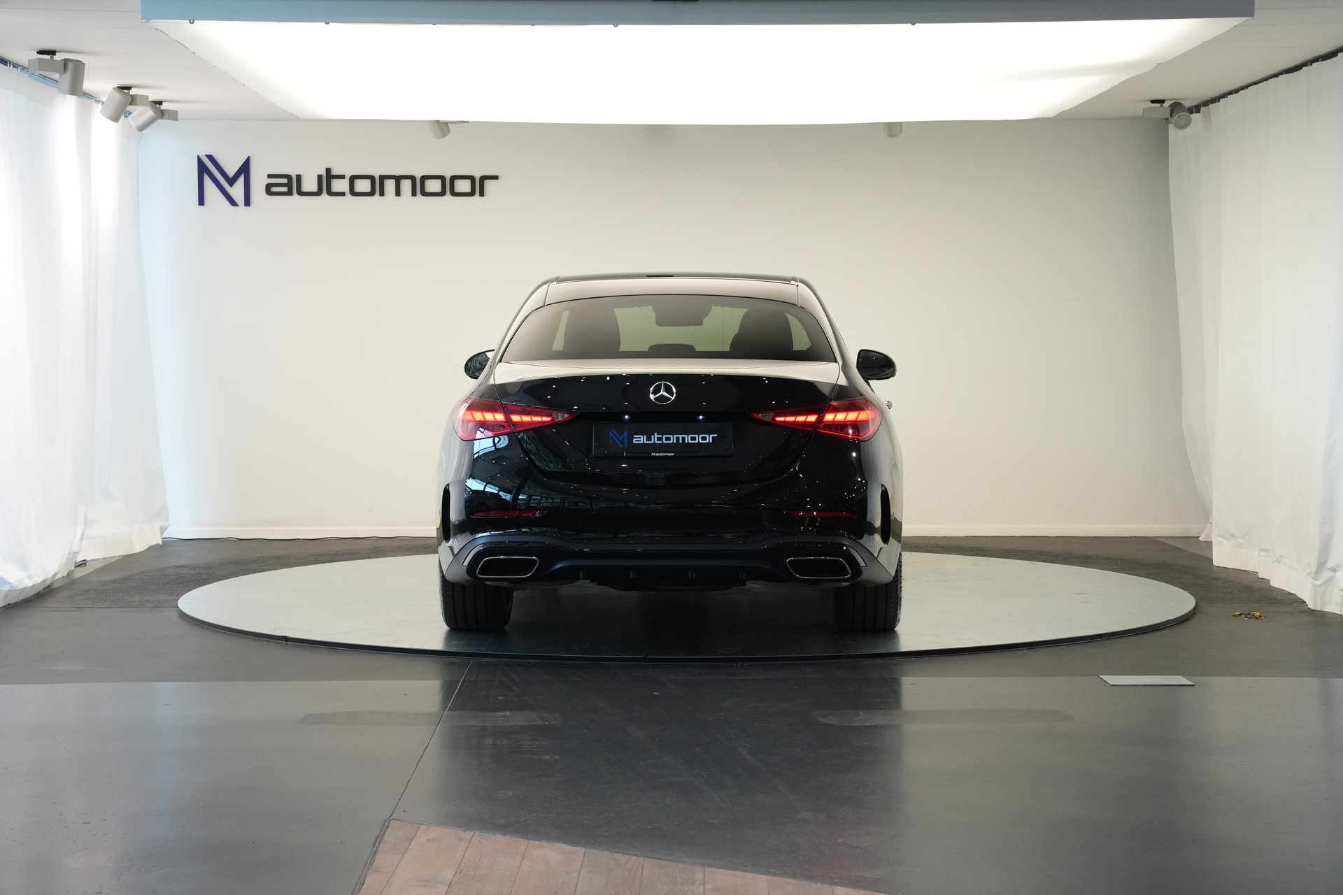 MERCEDES-BENZ C 300e 4Matic AMG Line *CH-Fahrzeug*-image-5