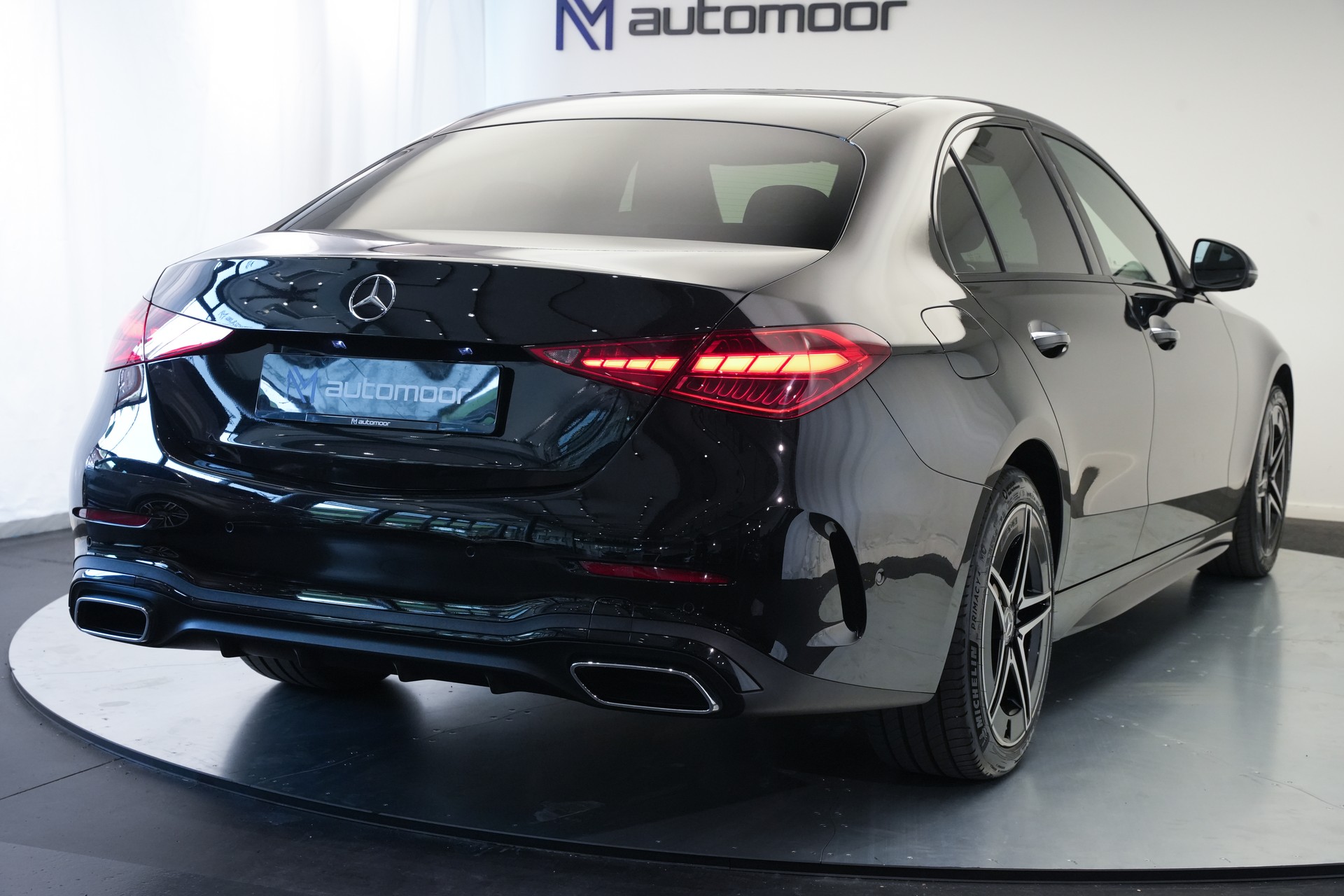 MERCEDES-BENZ C 300e 4Matic AMG Line *CH-Fahrzeug*-image-38