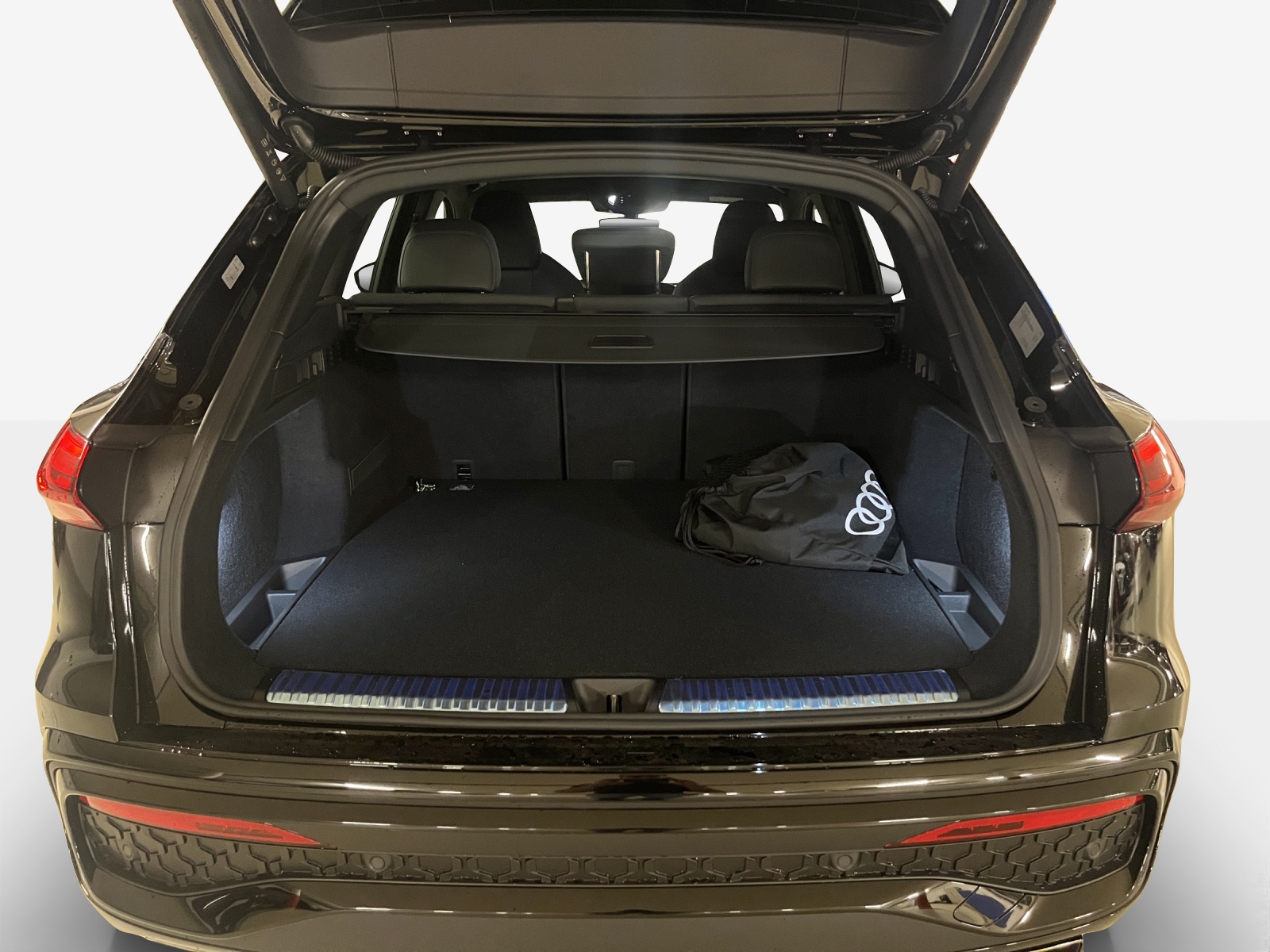AUDI Q5 e-hybrid quattro 270 kW S-tronic-image-12