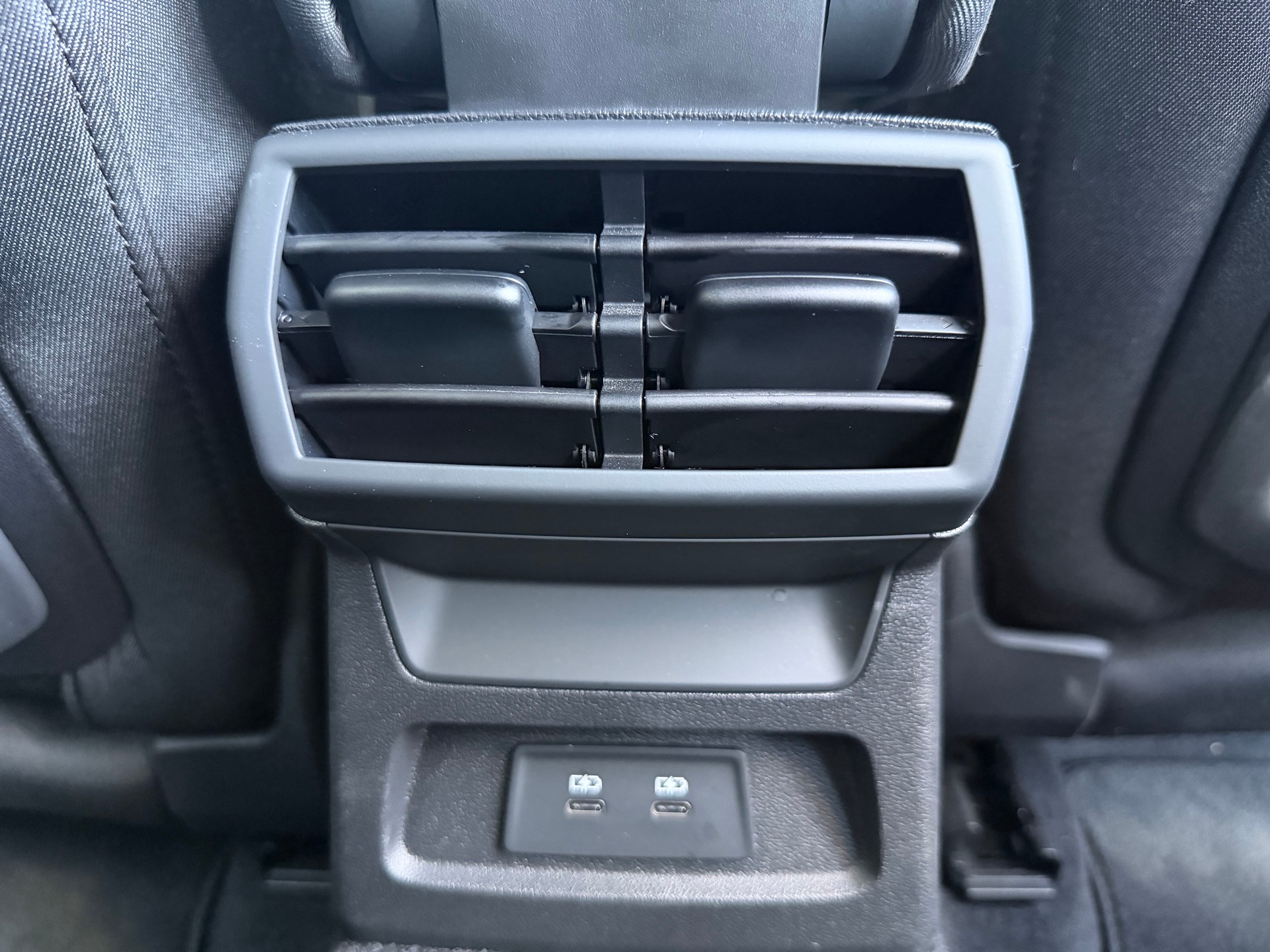 AUDI A3 Sportback 35 TFSI S line Attraction S-tronic-image-6