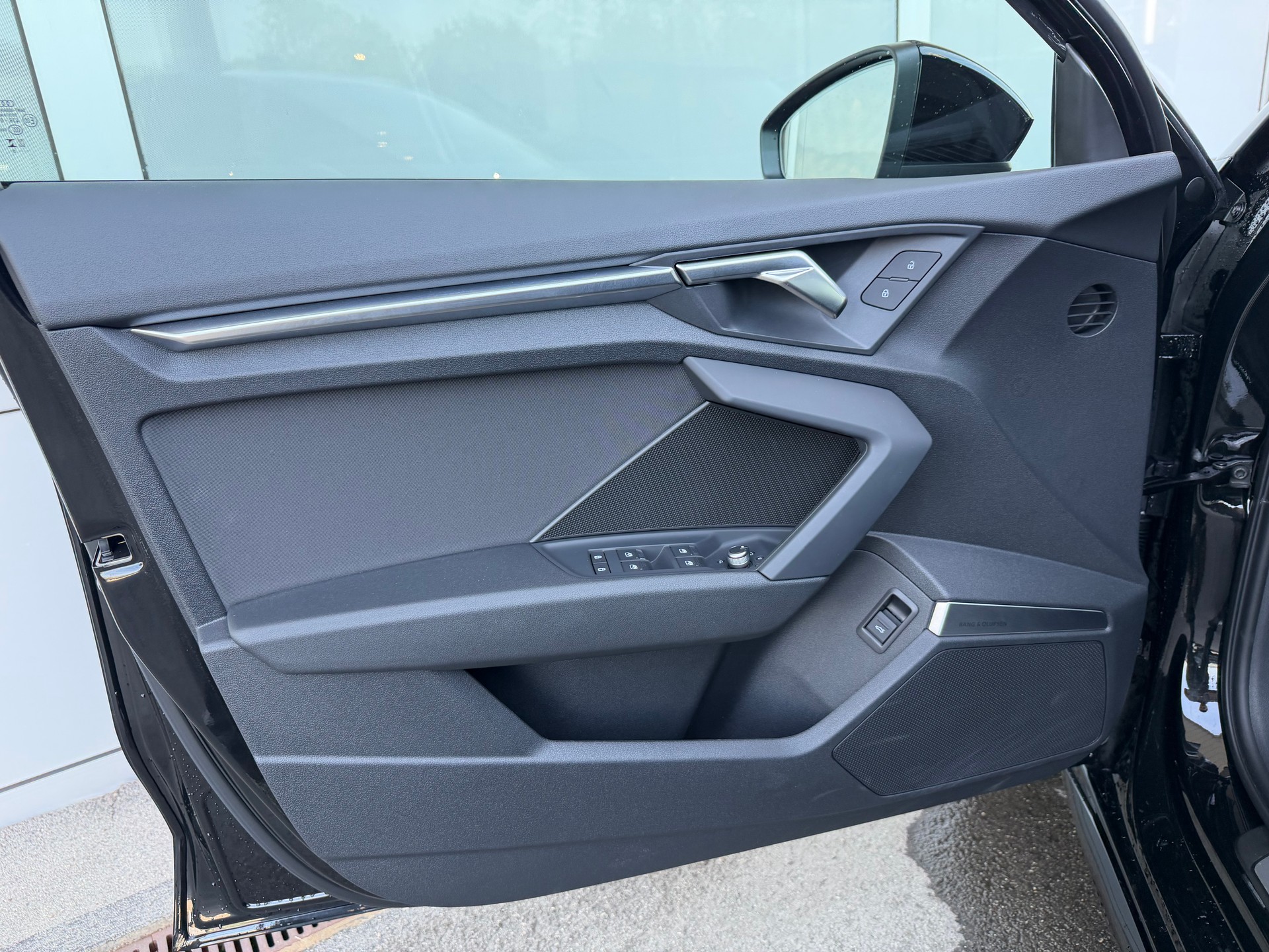 AUDI A3 Sportback 35 TFSI S line Attraction S-tronic-image-9