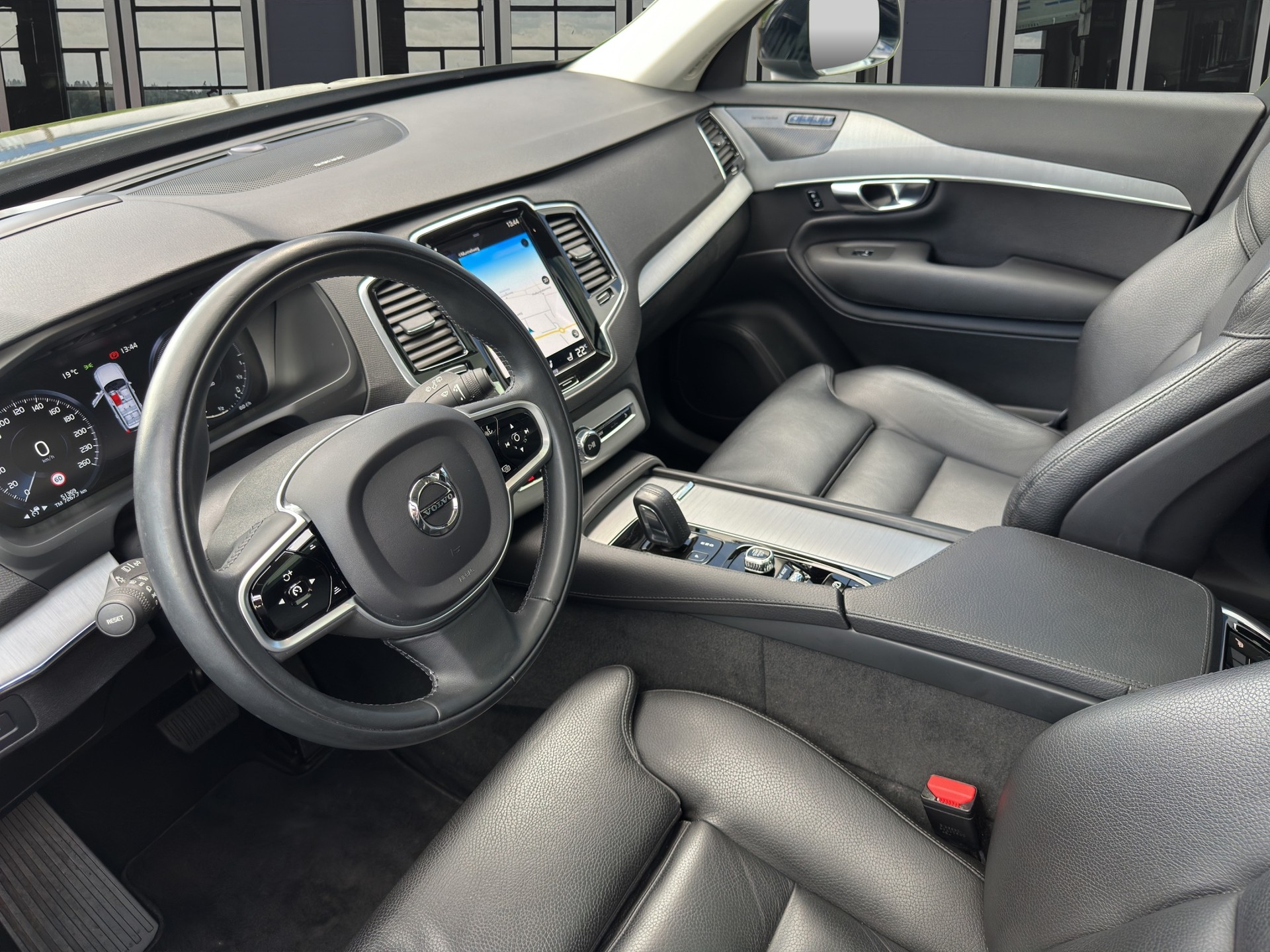 VOLVO XC90 2.0 T8 TE R-Design 7P. eAWD-image-8