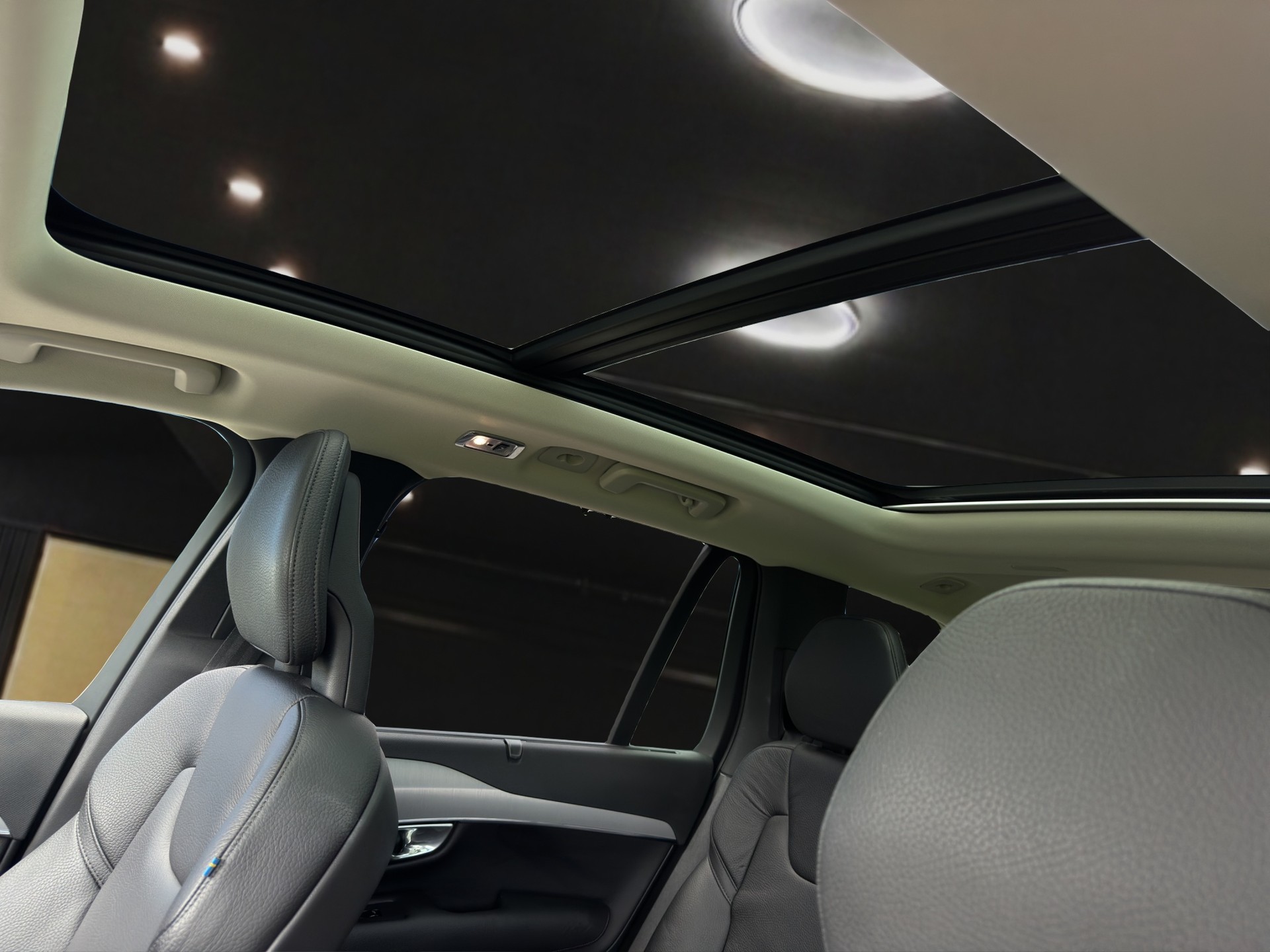 VOLVO XC90 2.0 T8 TE R-Design 7P. eAWD-image-12