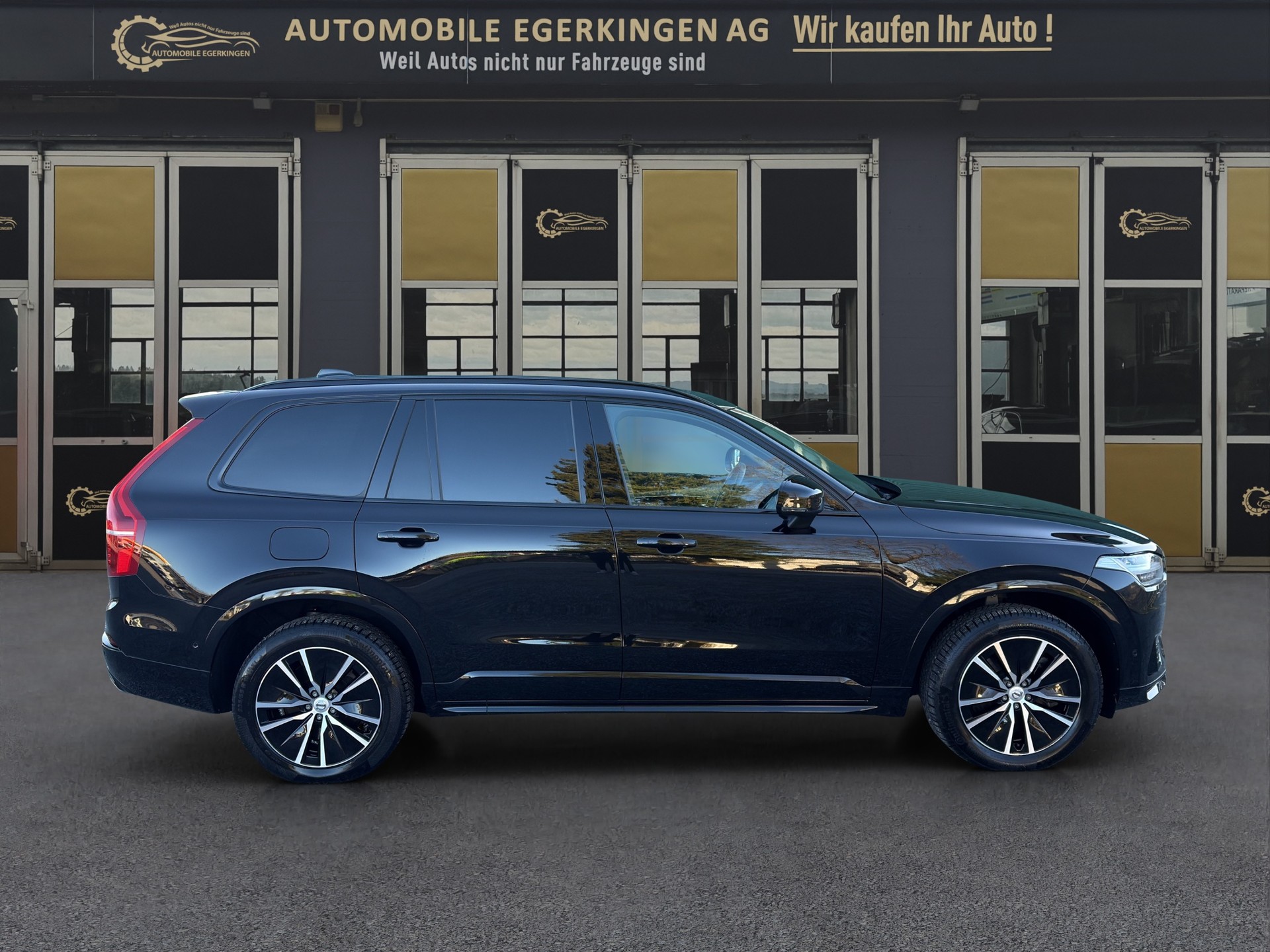 VOLVO XC90 2.0 T8 TE R-Design 7P. eAWD-showroom-element-3