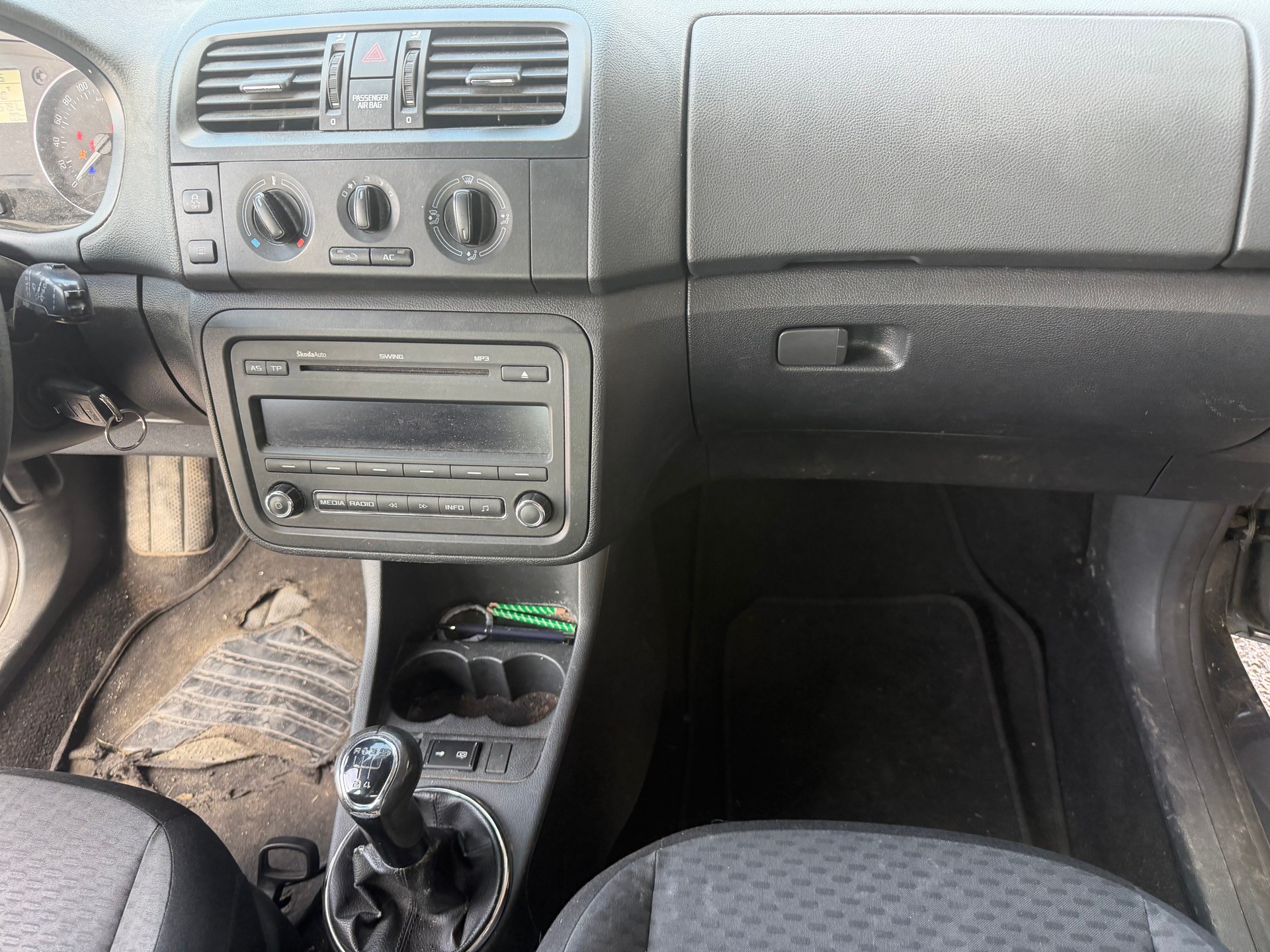 SKODA Fabia 1.6 TDI Ambiente-image-10