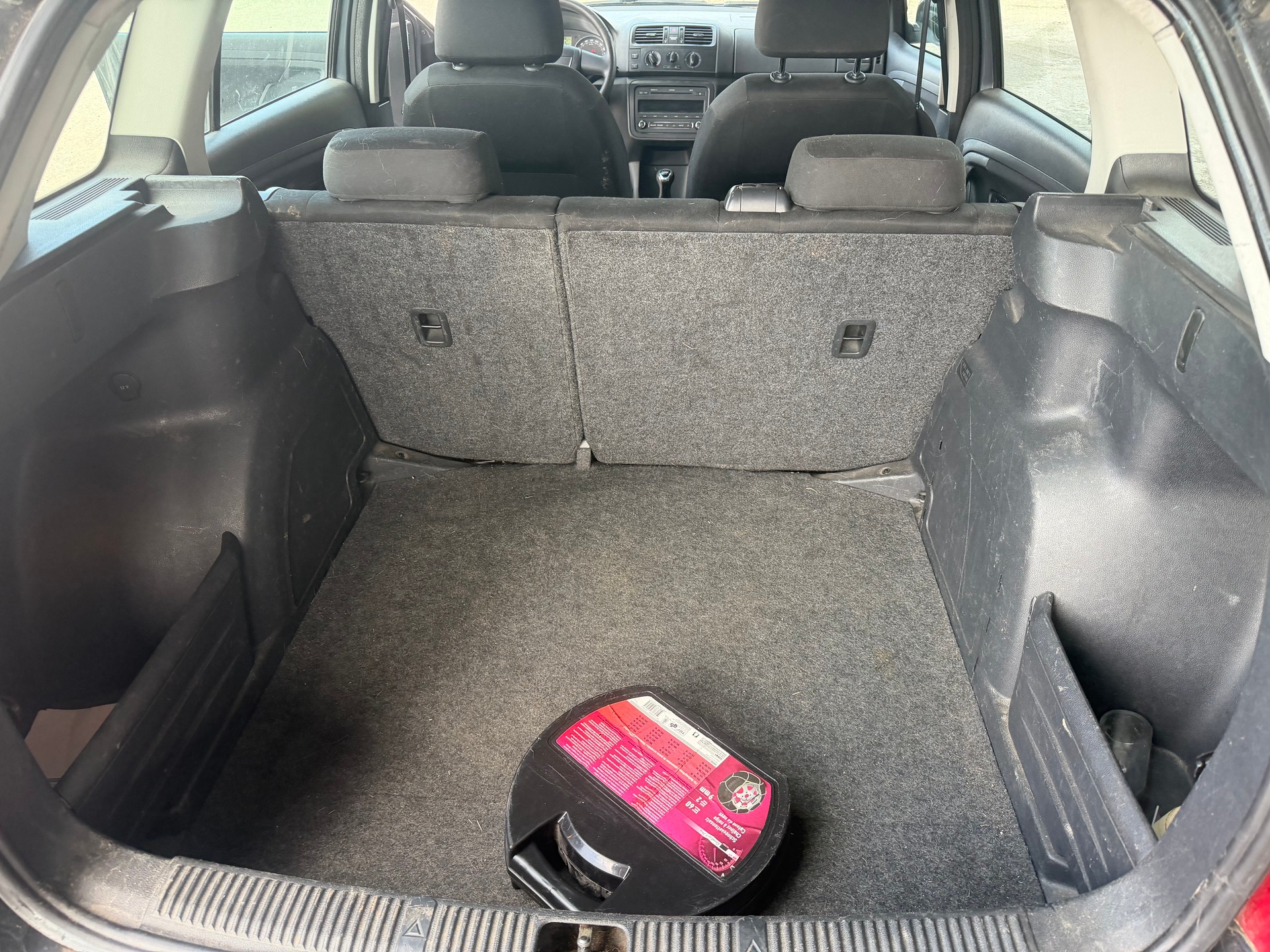 SKODA Fabia 1.6 TDI Ambiente-image-8