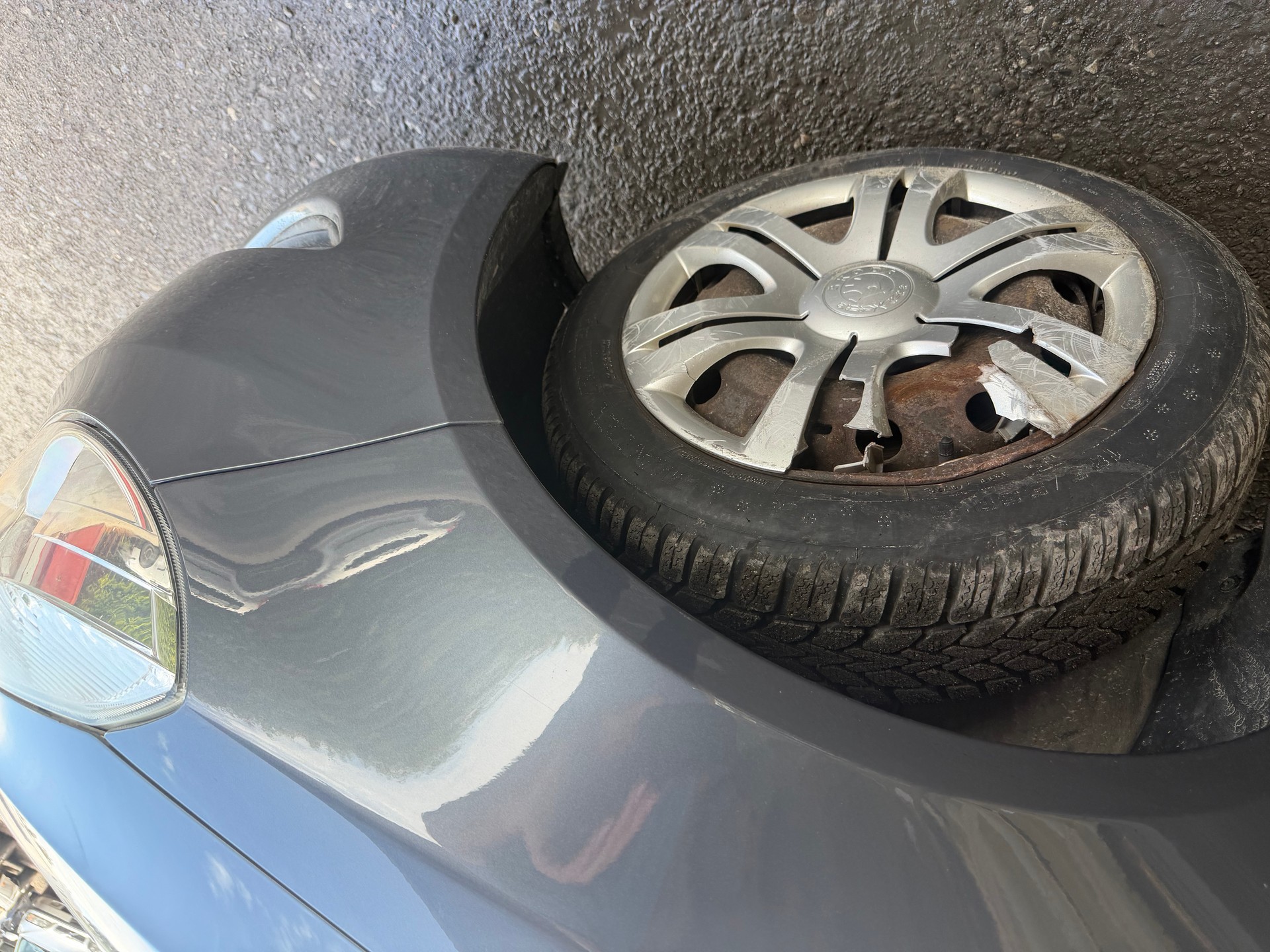 SKODA Fabia 1.6 TDI Ambiente-image-12