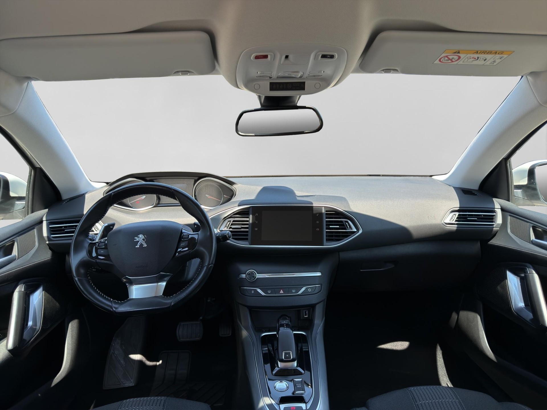 PEUGEOT 308 1.2 PureTech 130 Allure S/S-image-5