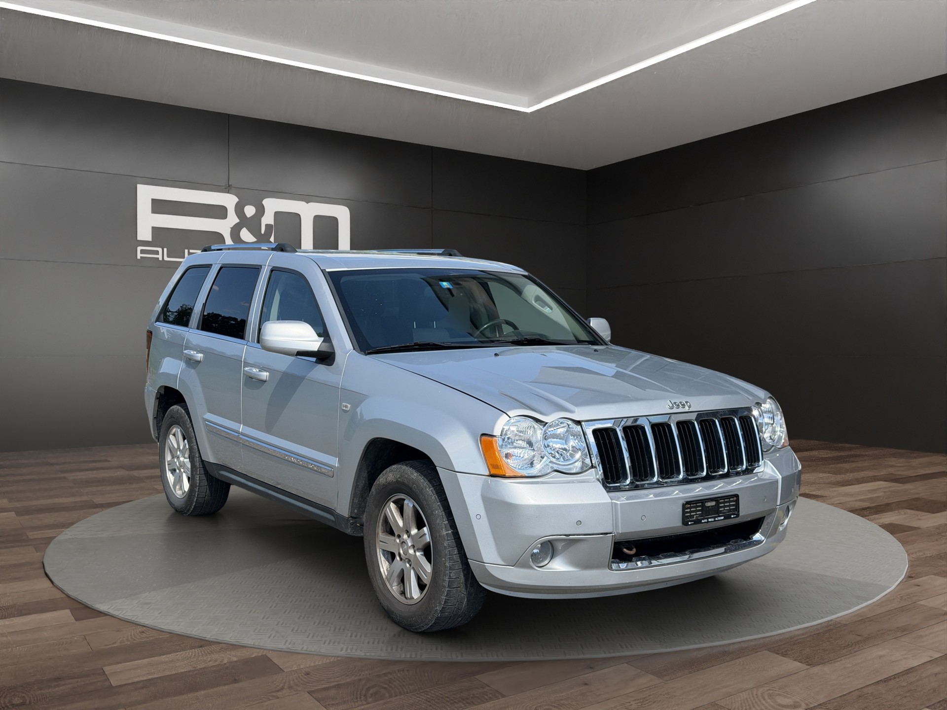 JEEP Grand Cherokee 3.0 CRD Laredo Automatic-image-0