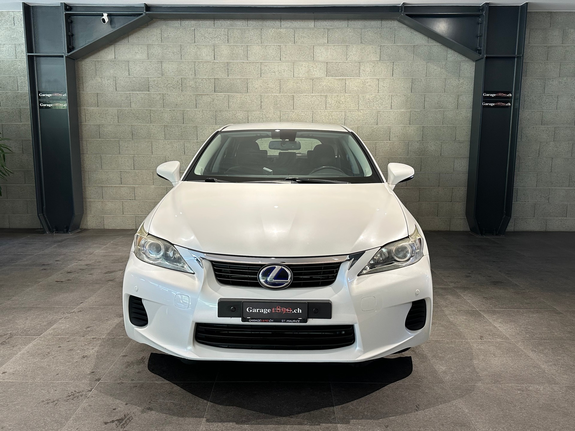 LEXUS CT 200h 1.8 comfort-image-2
