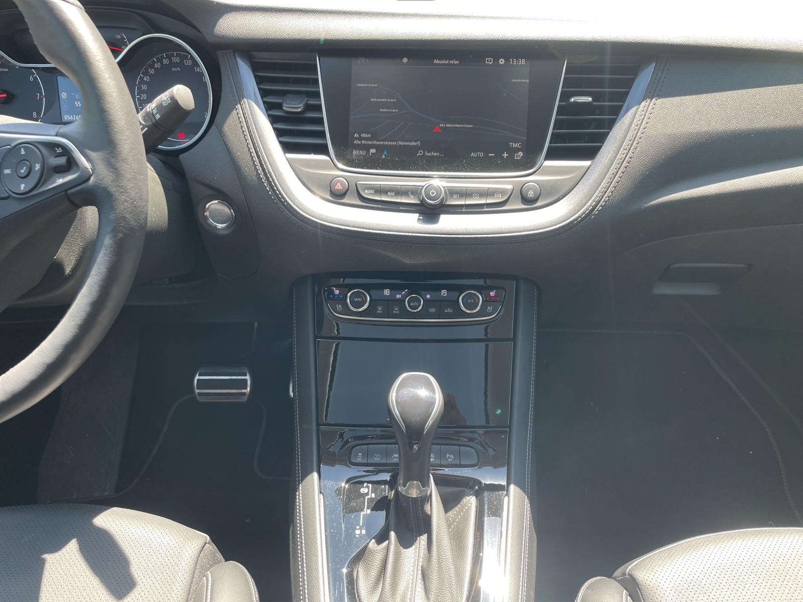 OPEL Grandland X 1.6 TP Excellence Automatik-image-14