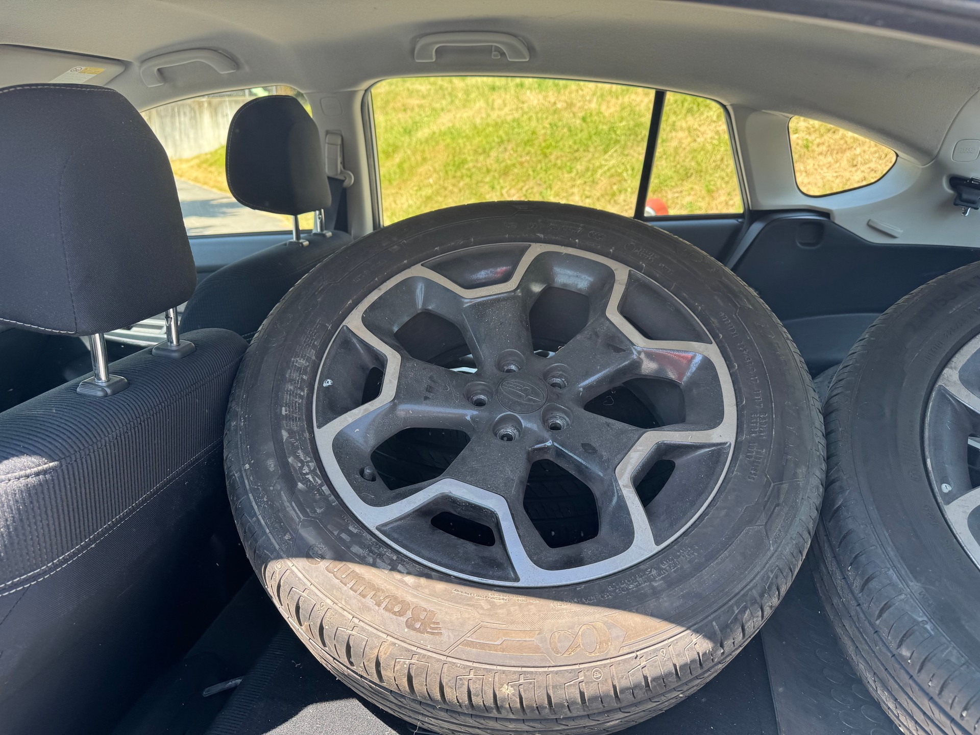 SUBARU XV 2.0D Swiss One AWD-image-8