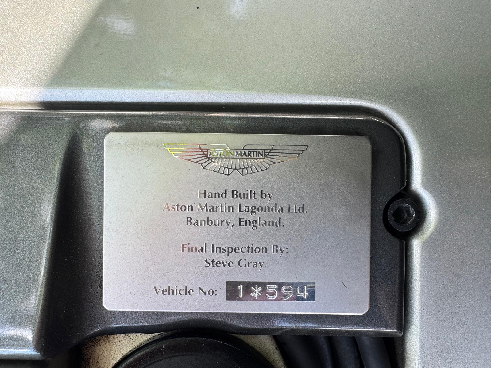 ASTON MARTIN DB7 Volante-image-9