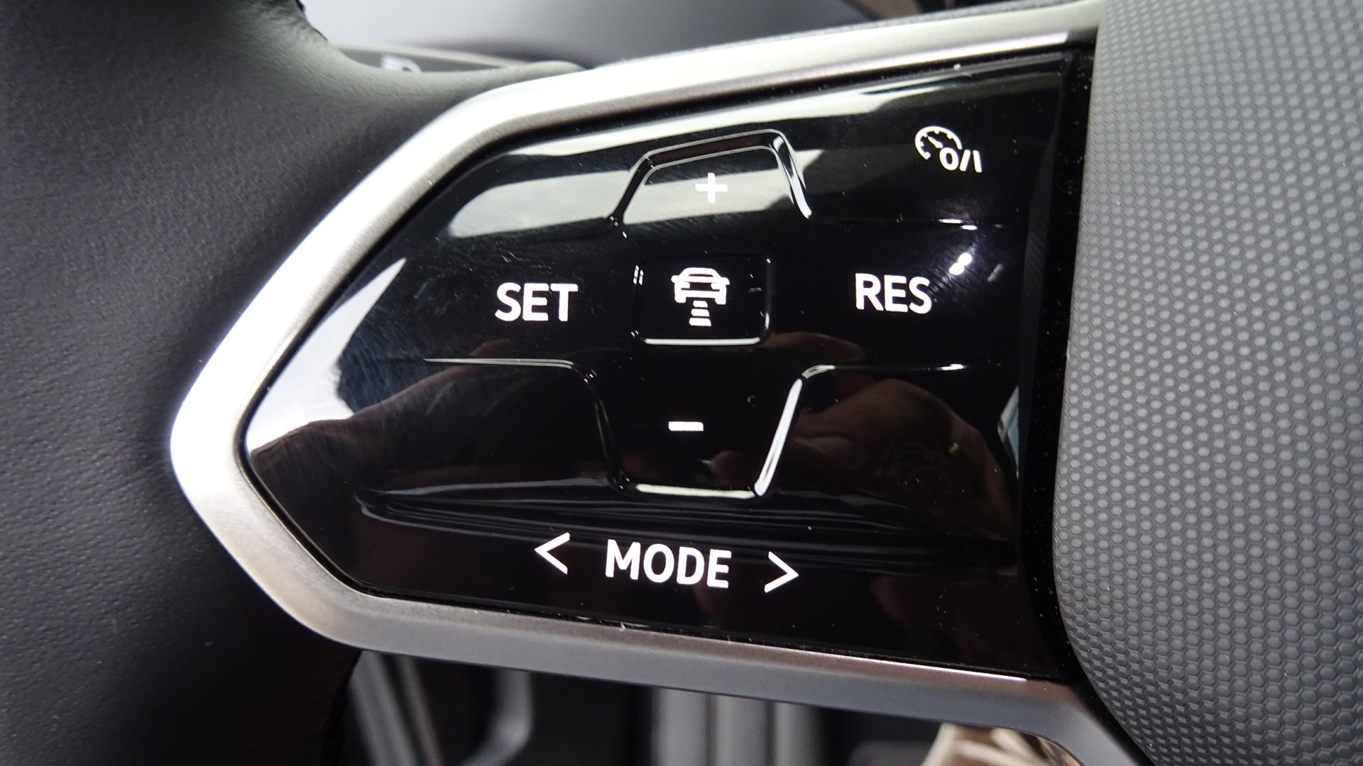 VW ID.5 Pro Performance 77 kWh-image-8